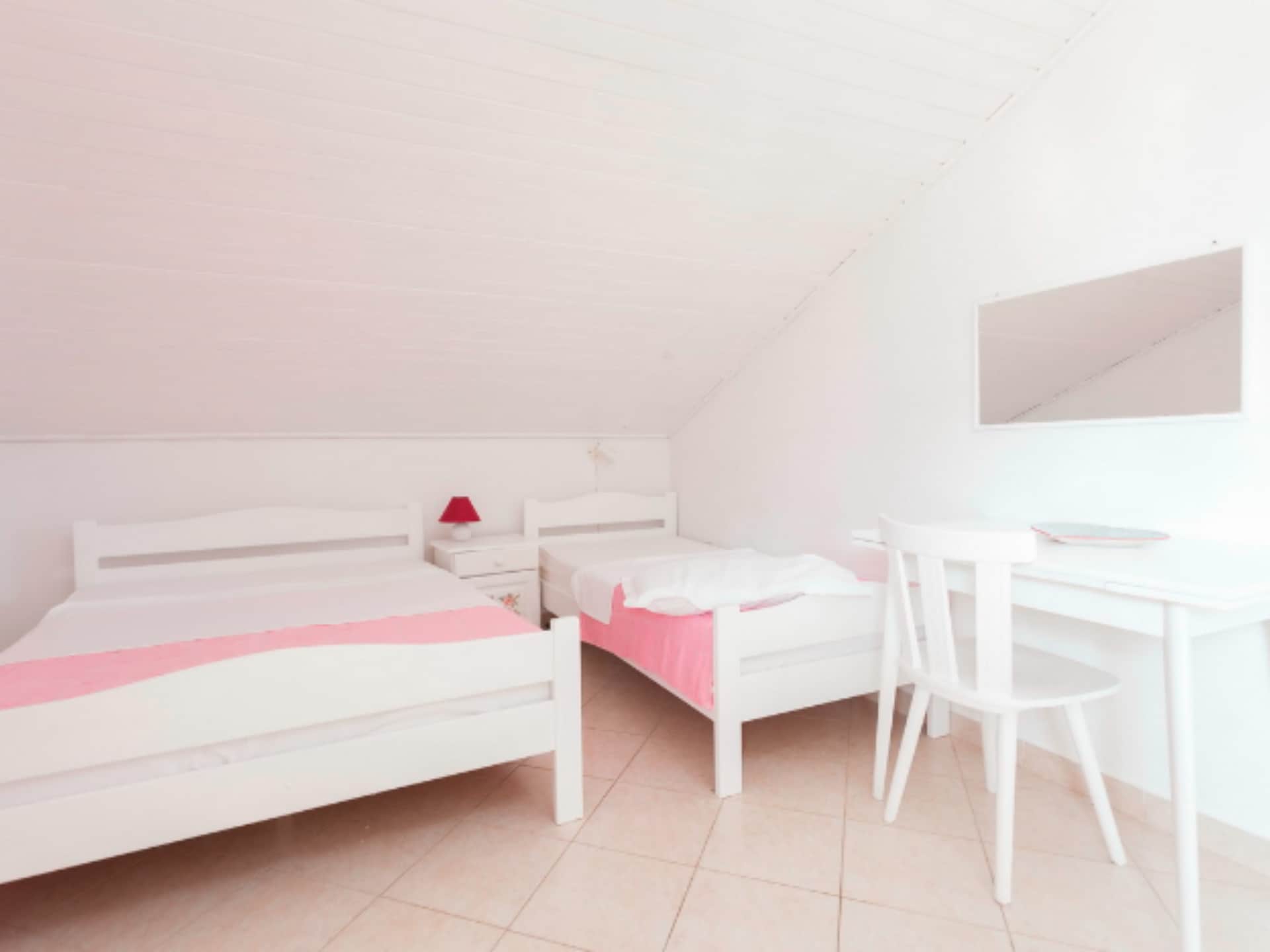 Aan het strand: Ruim appartement met zeezicht in Podgora · 4 pers. - foto 11