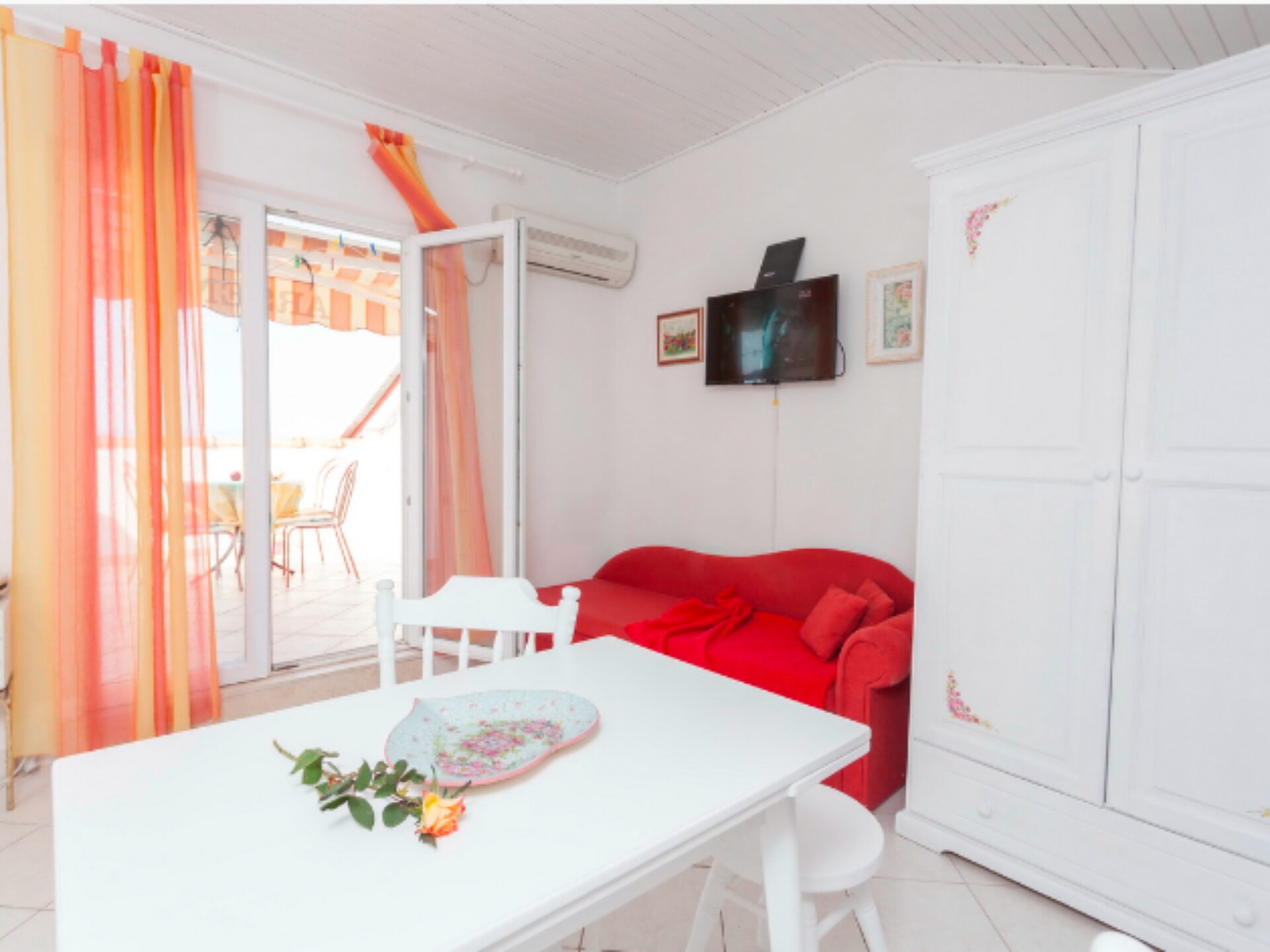 Studio met terras en uitzicht op zee in Podgora, vlak bij het strand - foto 1
