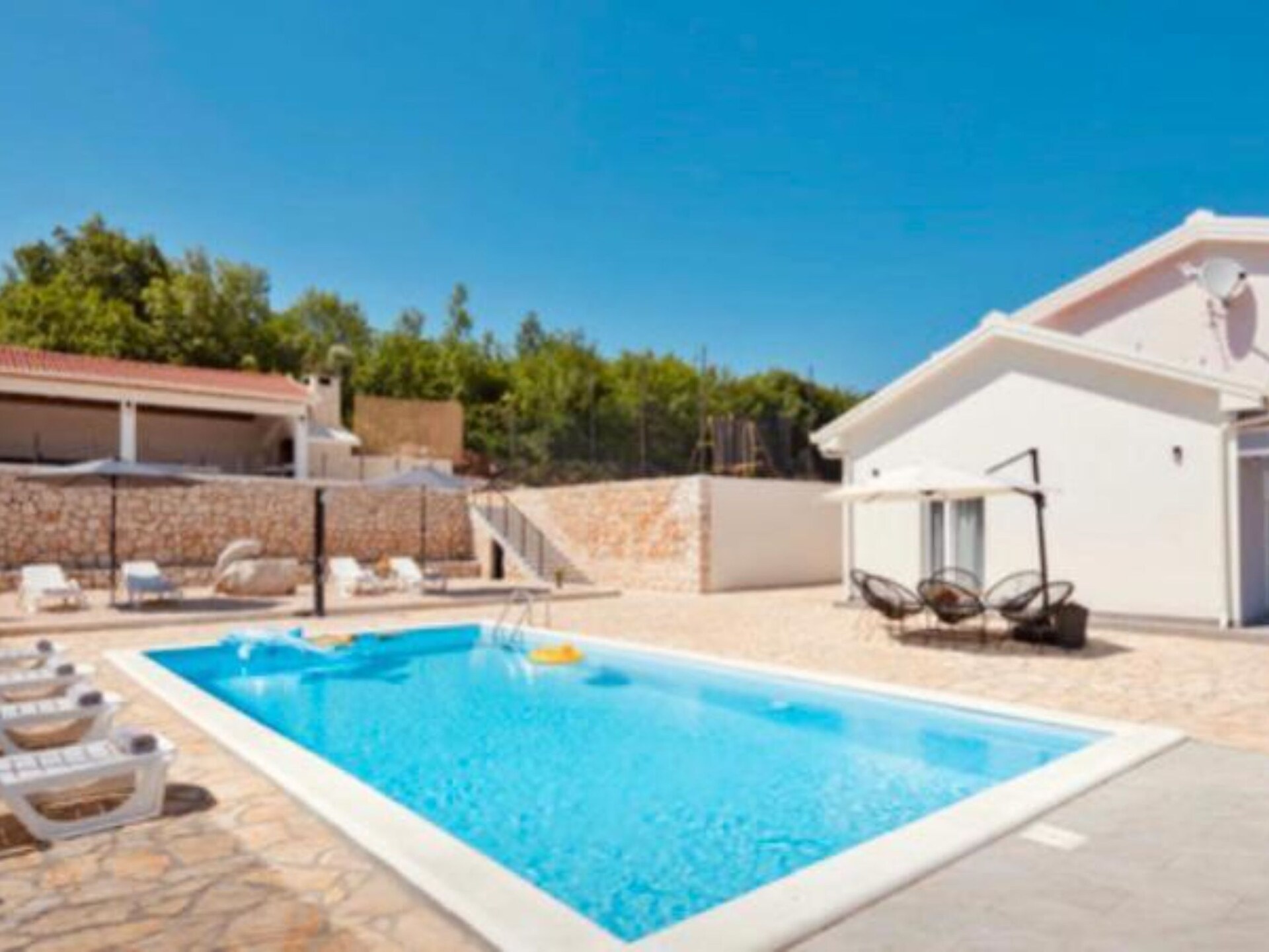 Villa Rest for the Soul: Ruim vakantiehuis voor 10 personen in Zmijavci - foto 22