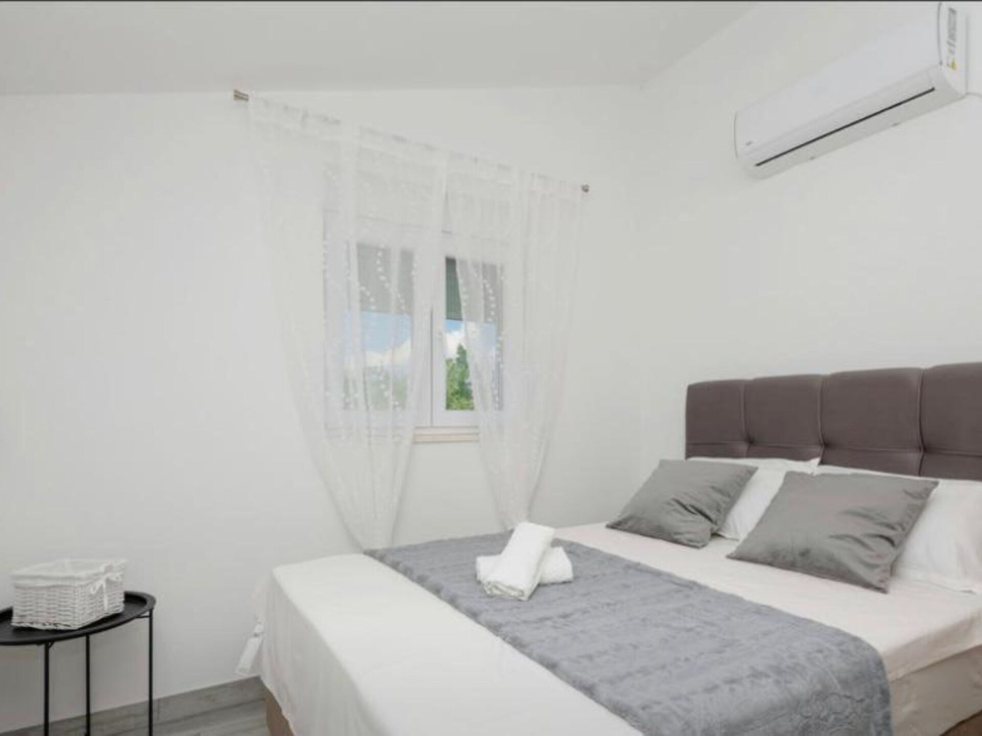 Villa Rest for the Soul: Ruim vakantiehuis voor 10 personen in Zmijavci - foto 13