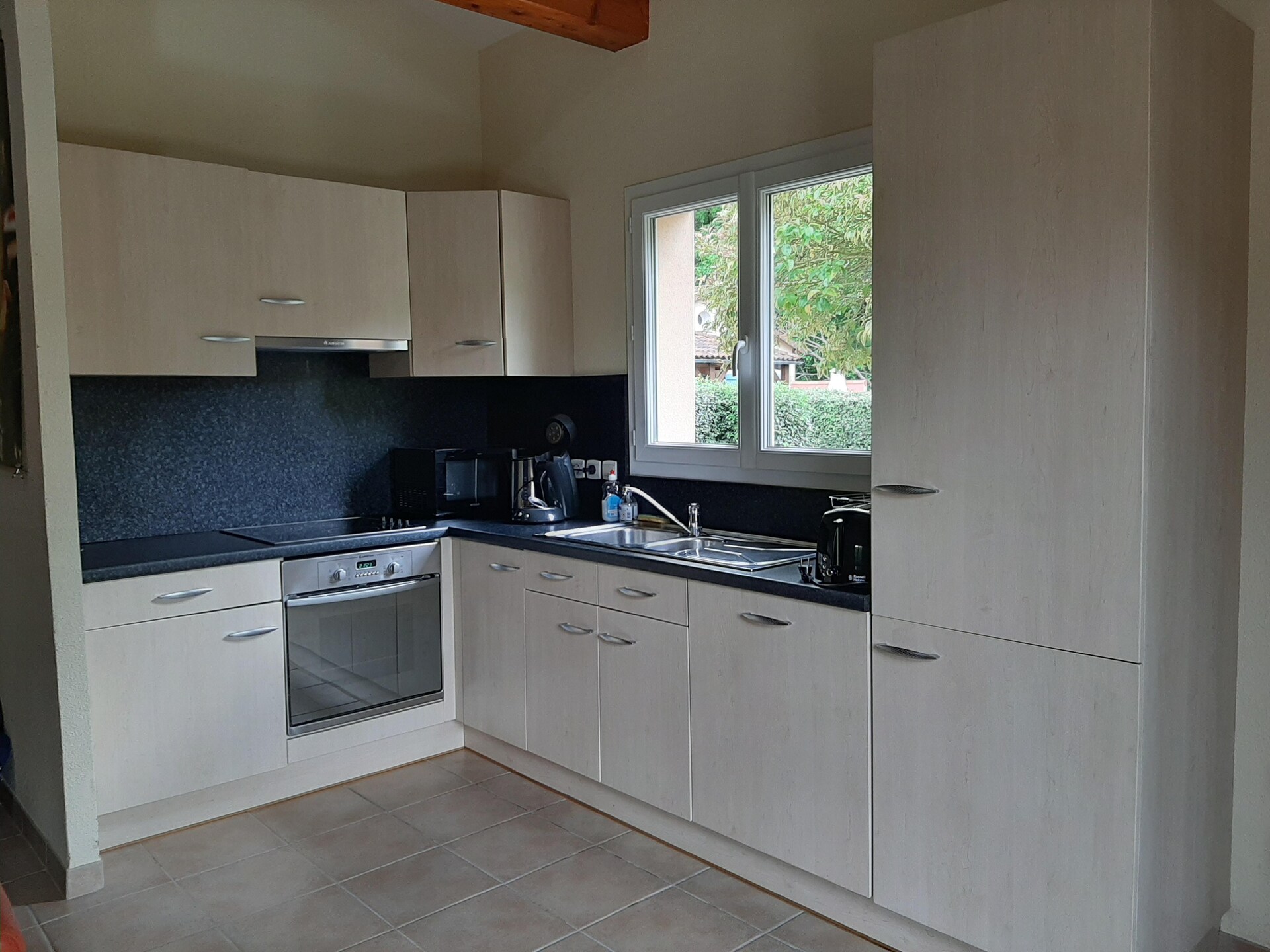 Vrijstaand vakantiehuis met wellness, tuin en bbq op het Franse platteland - foto 14