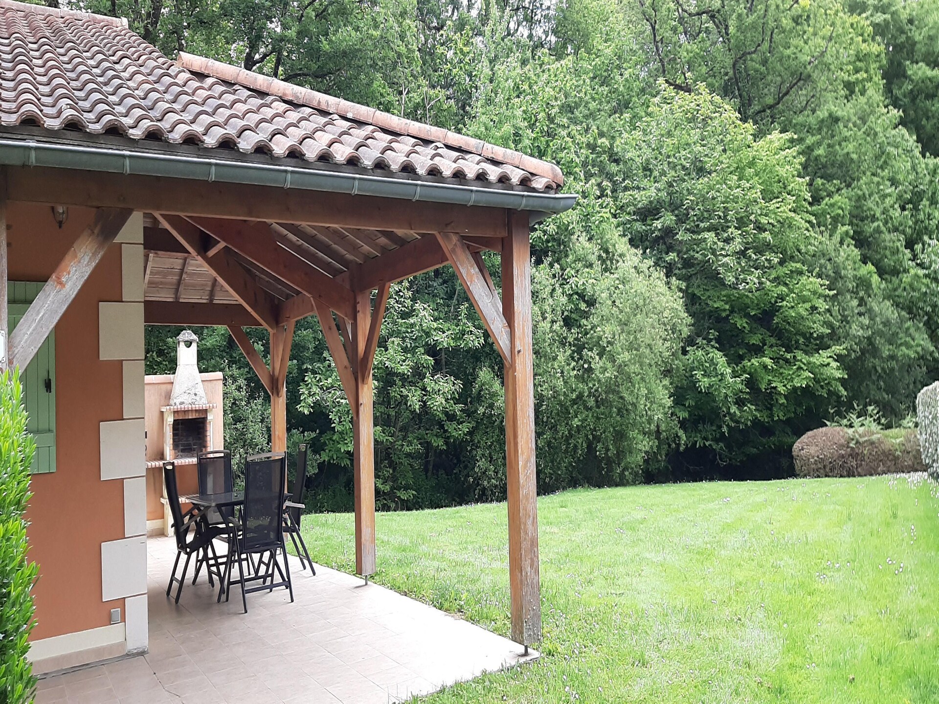 Vrijstaand vakantiehuis met wellness, tuin en bbq op het Franse platteland - foto 36