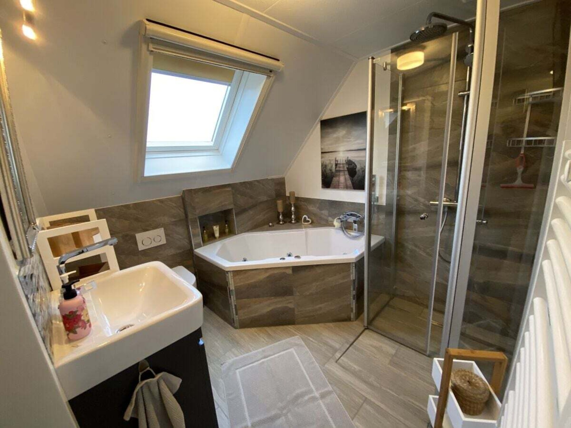 Luxe vakantiehuis aan het water met eigen aanlegsteiger in Medemblik - foto 17