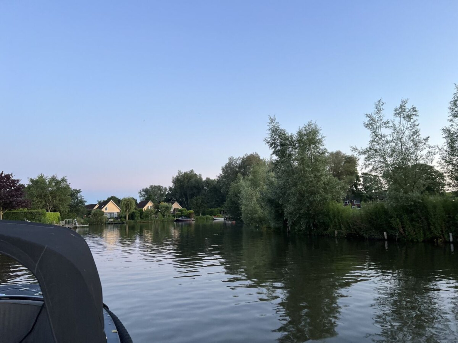 Luxe vakantiehuis aan het water met eigen aanlegsteiger in Medemblik - foto 27