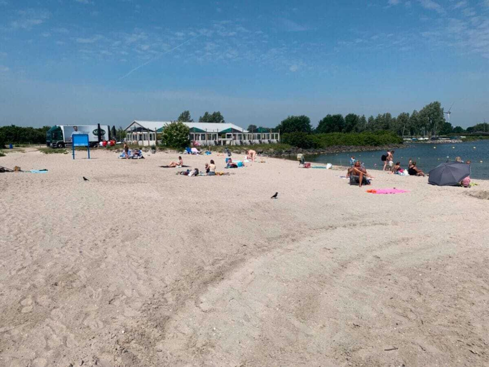Luxe vakantiehuis aan het water met eigen aanlegsteiger in Medemblik - foto 28