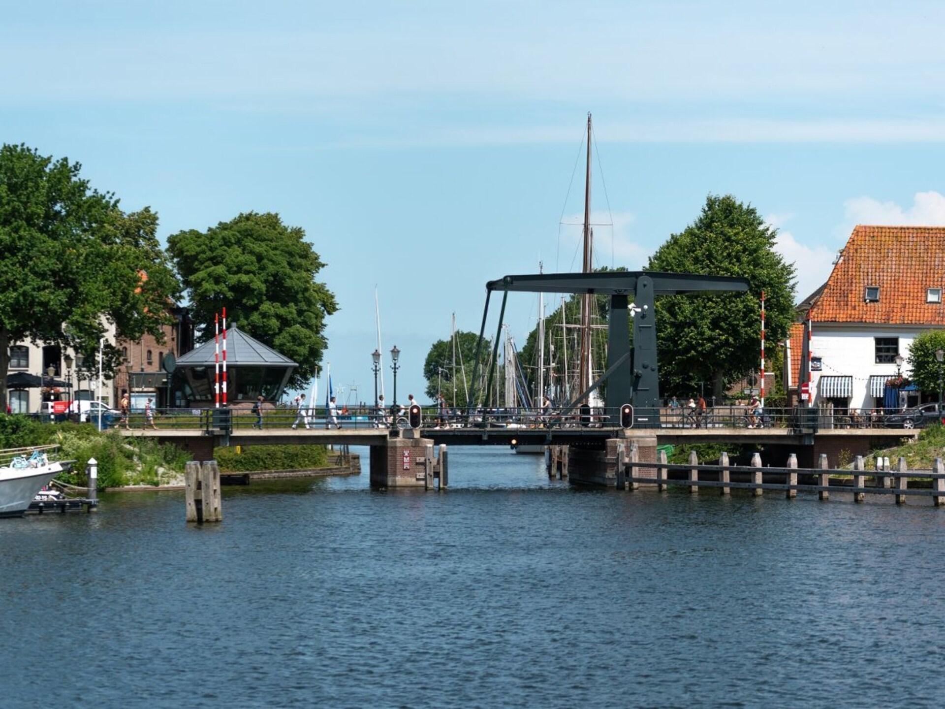 Luxe vakantiehuis aan het water met eigen aanlegsteiger in Medemblik - foto 29