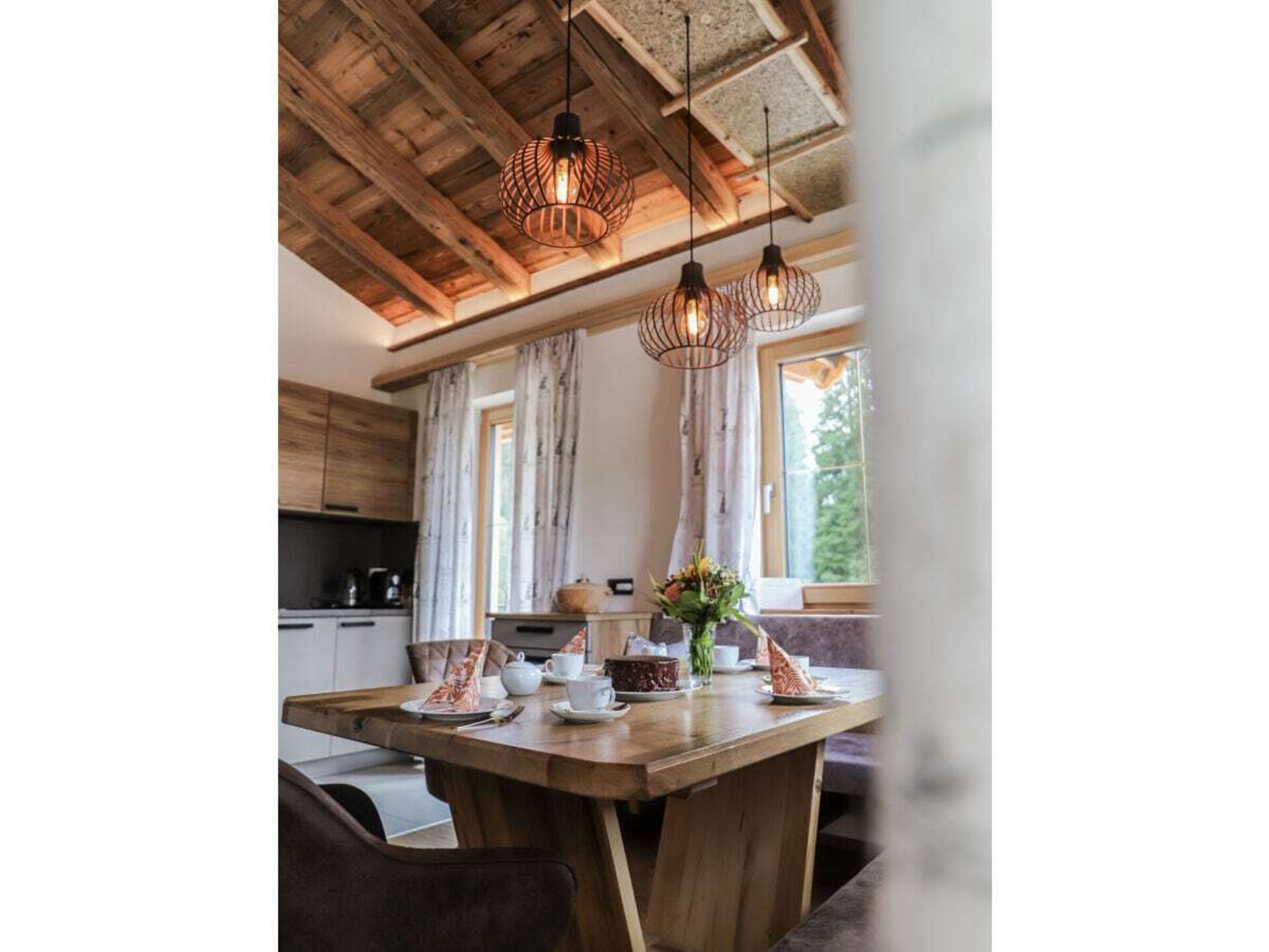 Knus vakantiehuis met houten dakconstructie nabij Mittersill - foto 7