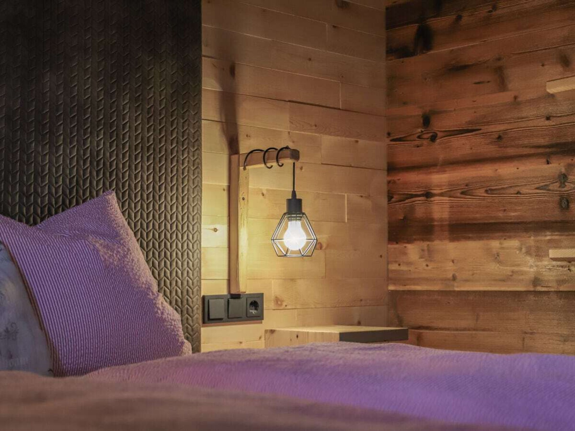 Knus vakantiehuis met houten dakconstructie nabij Mittersill - foto 13