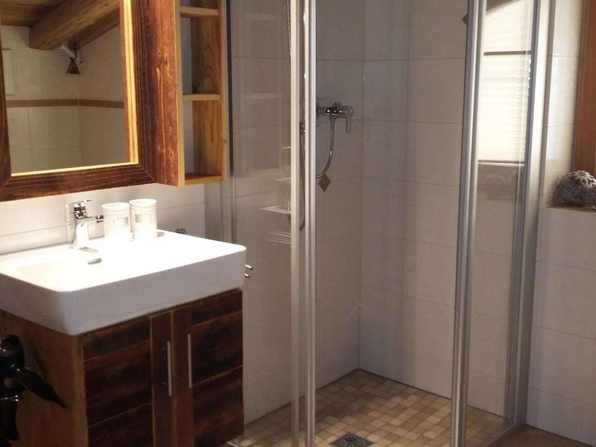 Knus appartement in Mittersill met zichtbare houten dakconstructie - foto 13