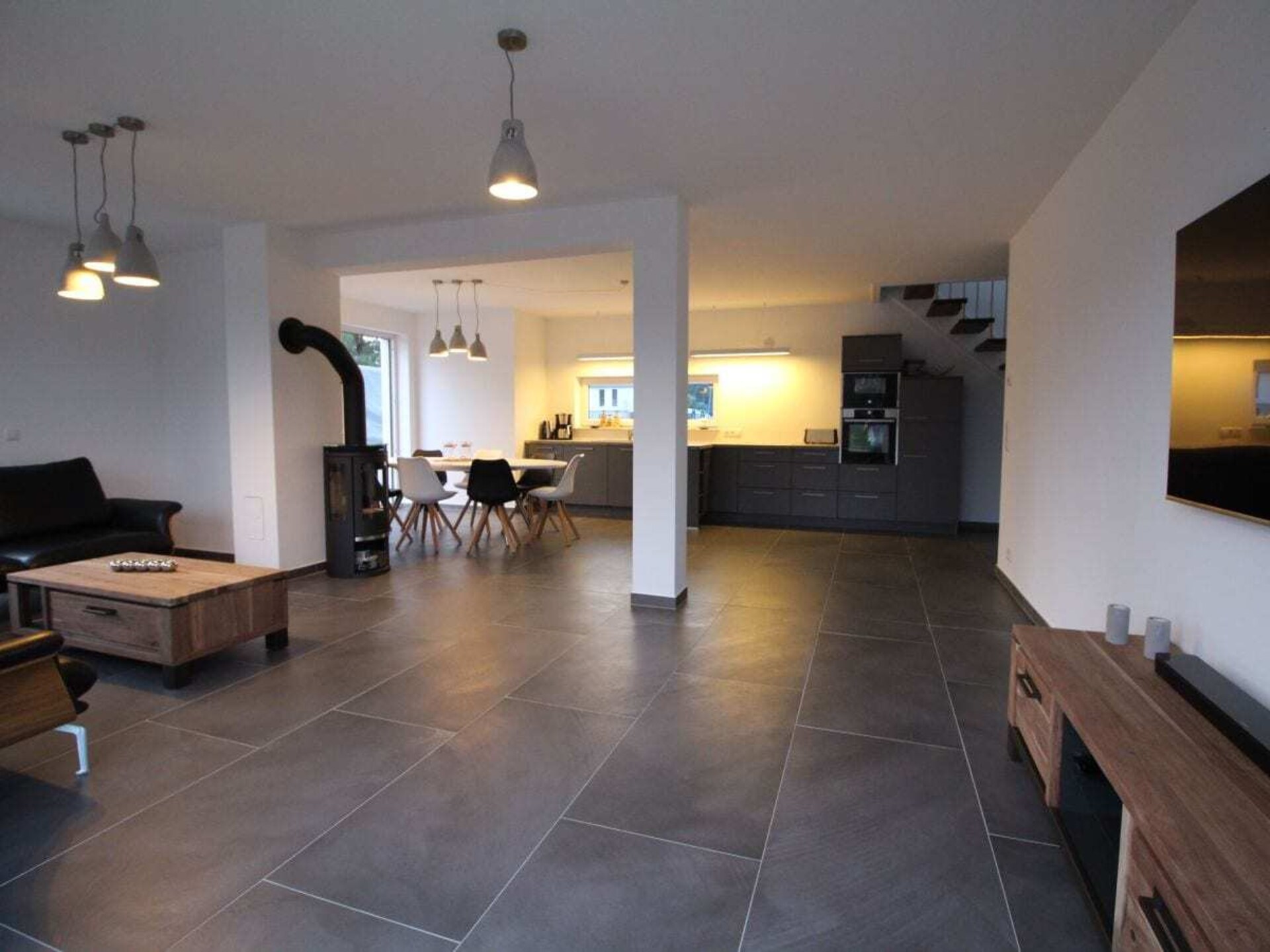 Moderne architectenwoning met sauna & hottub in Pruchten - foto 11
