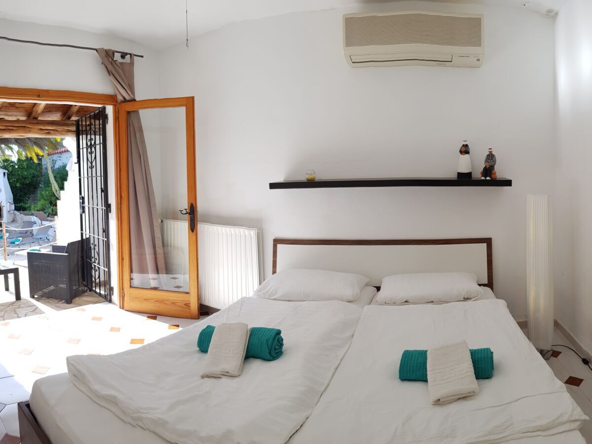 Rustiek vakantiehuis bij San Carles met privézwembad op 500m van strand - foto 17