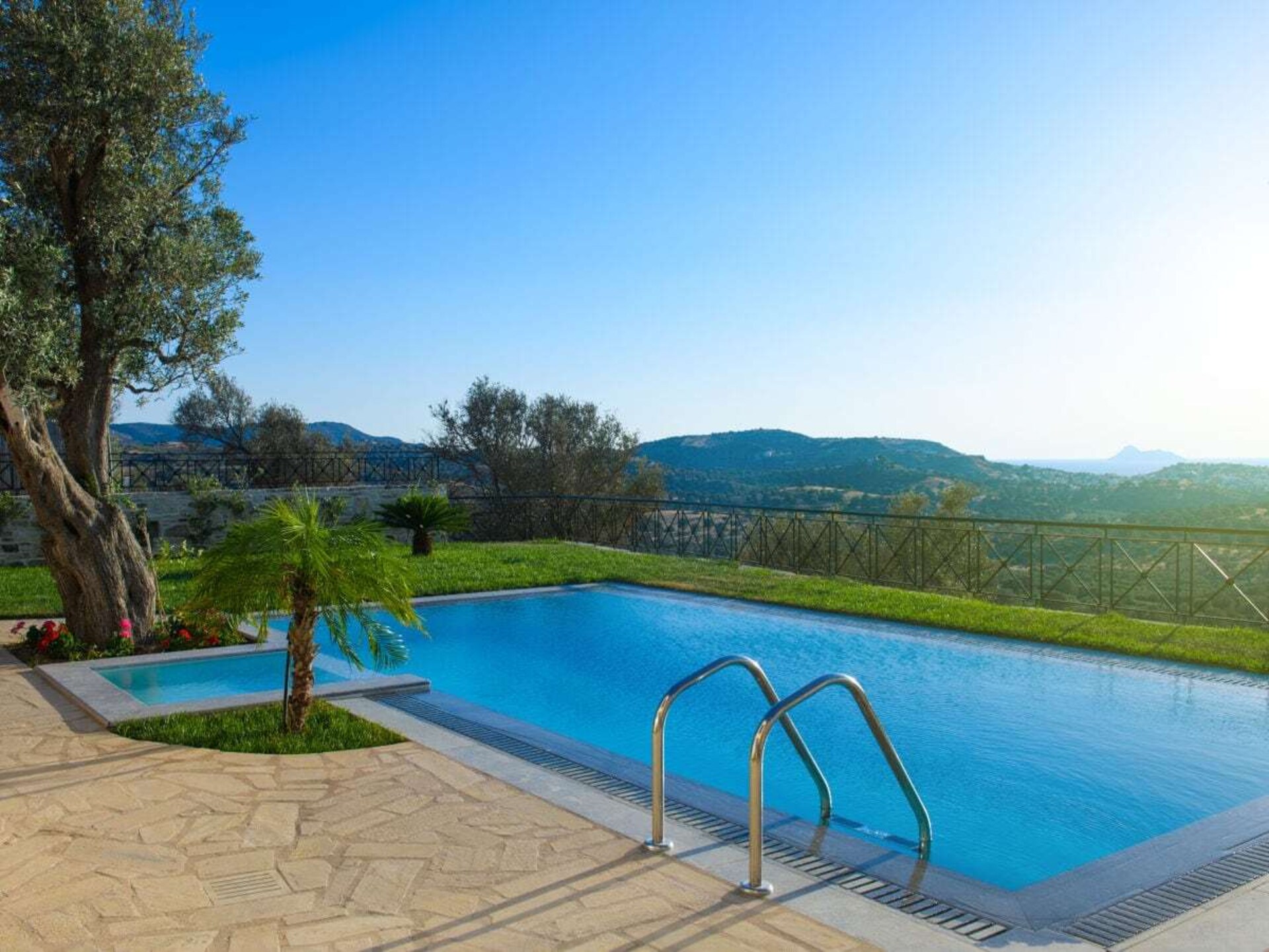 Villa Salla met privézwembad op 800 meter van Heraklion centrum - foto 13