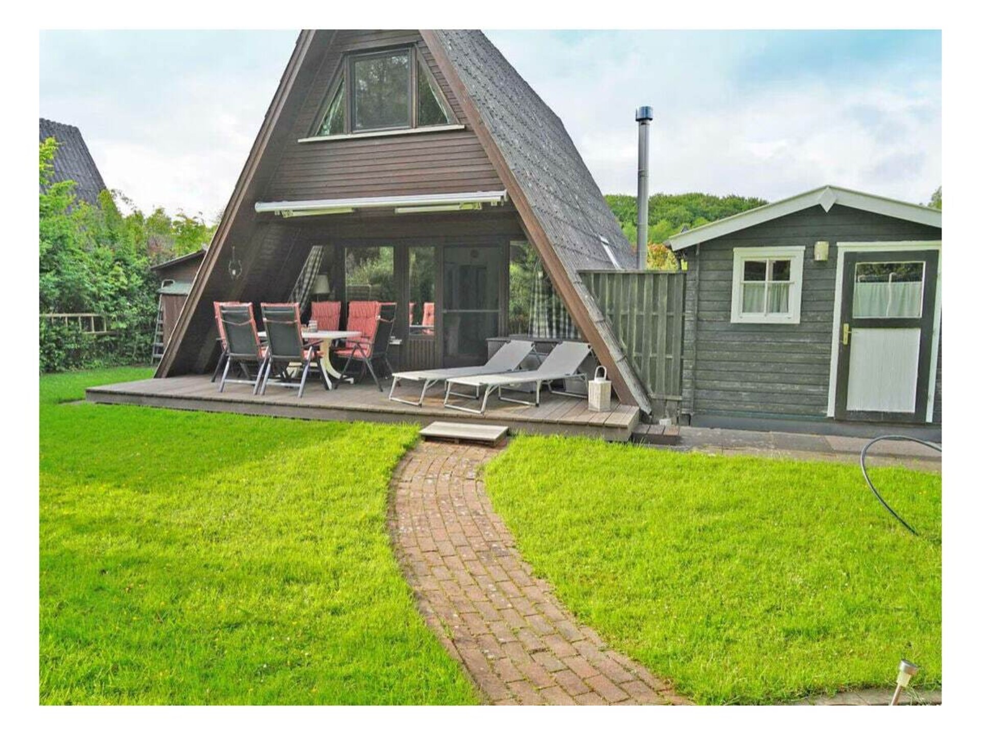 Knus vakantiehuis met sauna en omheinde tuin in Damp, vlakbij de Oostzee - foto 2