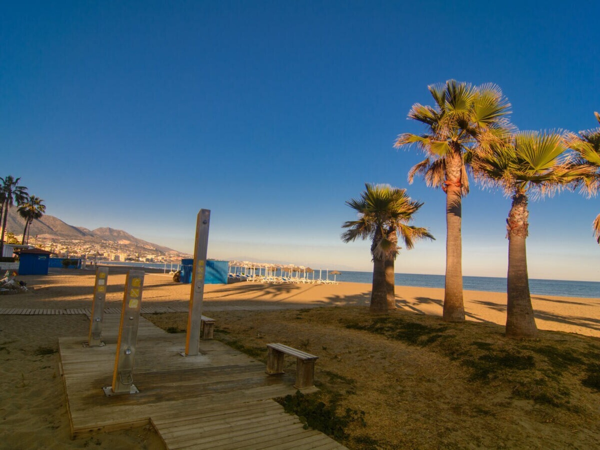 Zonnig vakantiehuis met terras en zwembad nabij strand Fuengirola - foto 23