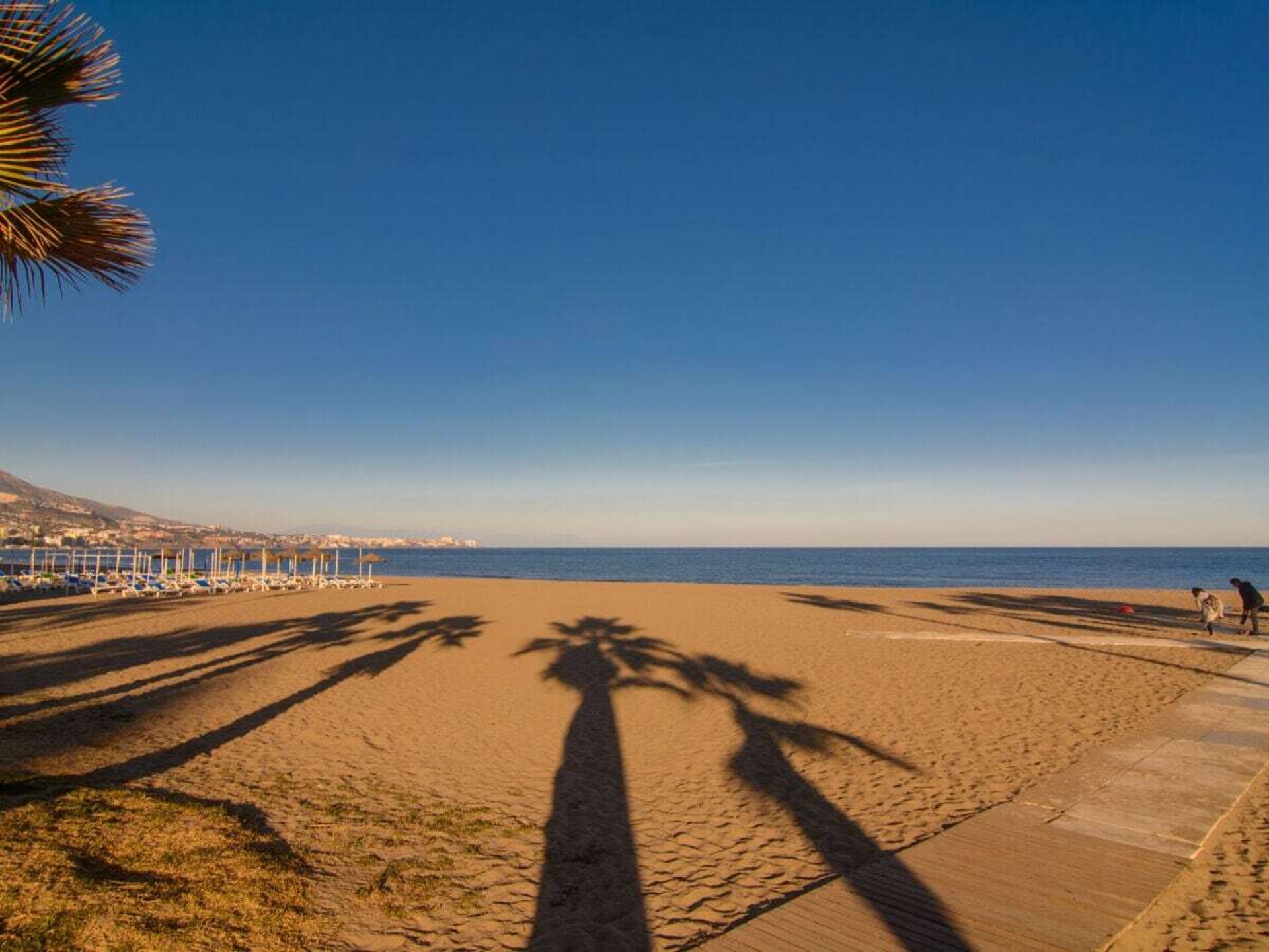 Zonnig vakantiehuis met terras en zwembad nabij strand Fuengirola - foto 24