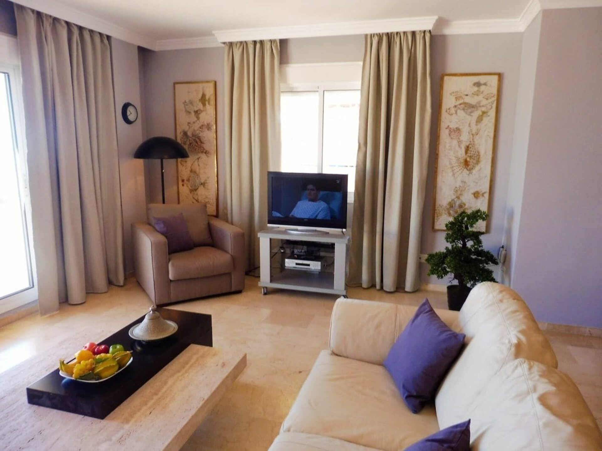 Luxe strandappartement met panoramisch zeezicht en 100m² terras in Bahia de Casares - foto 7