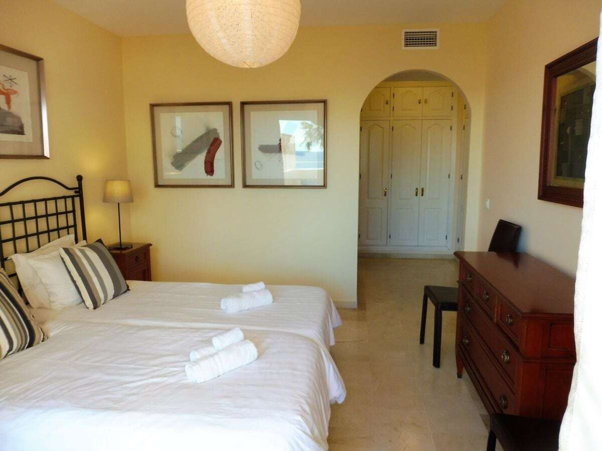 Luxe strandappartement met panoramisch zeezicht en 100m² terras in Bahia de Casares - foto 14