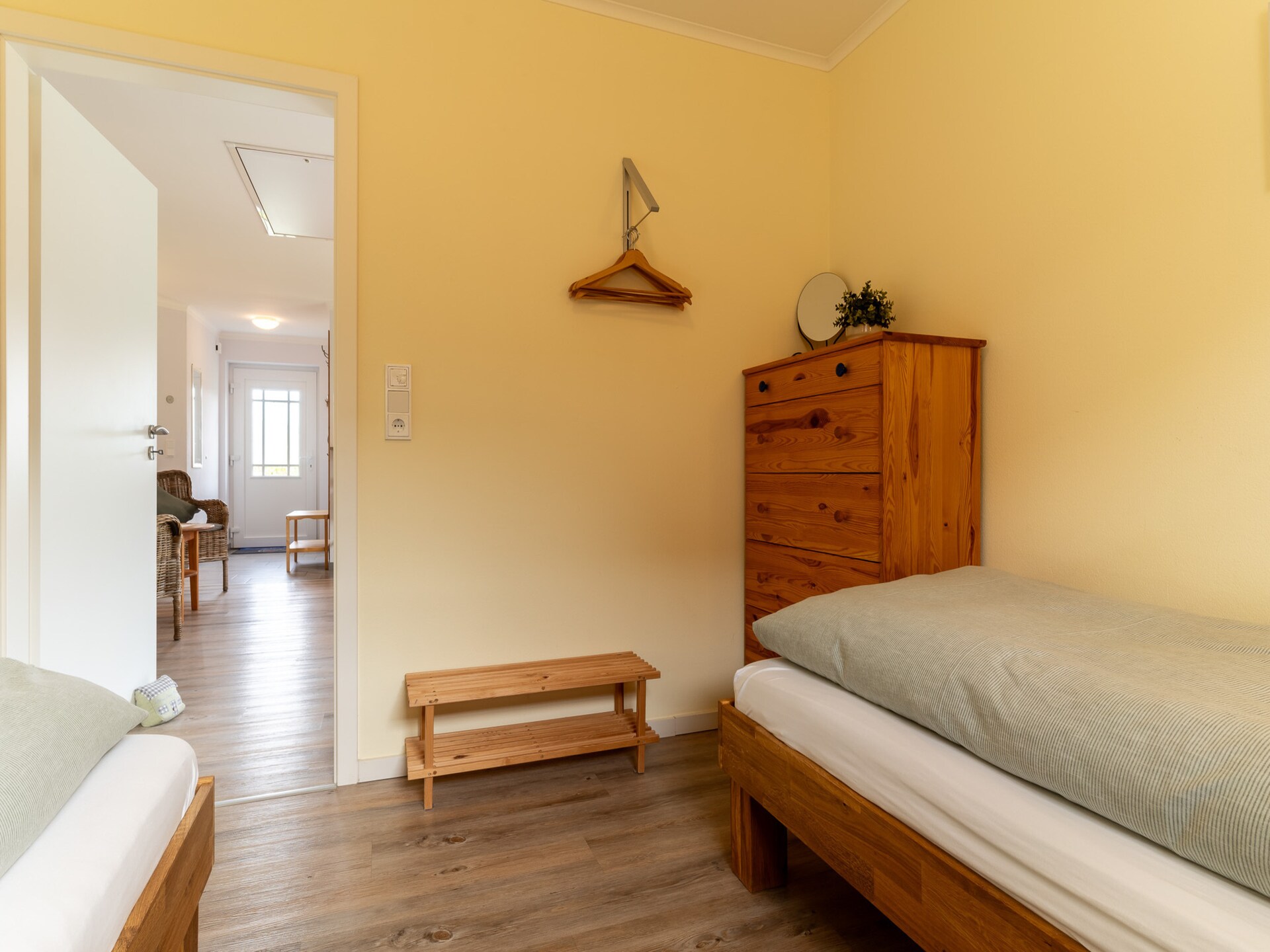 Licht appartement met eigen tuin in Garding - foto 13