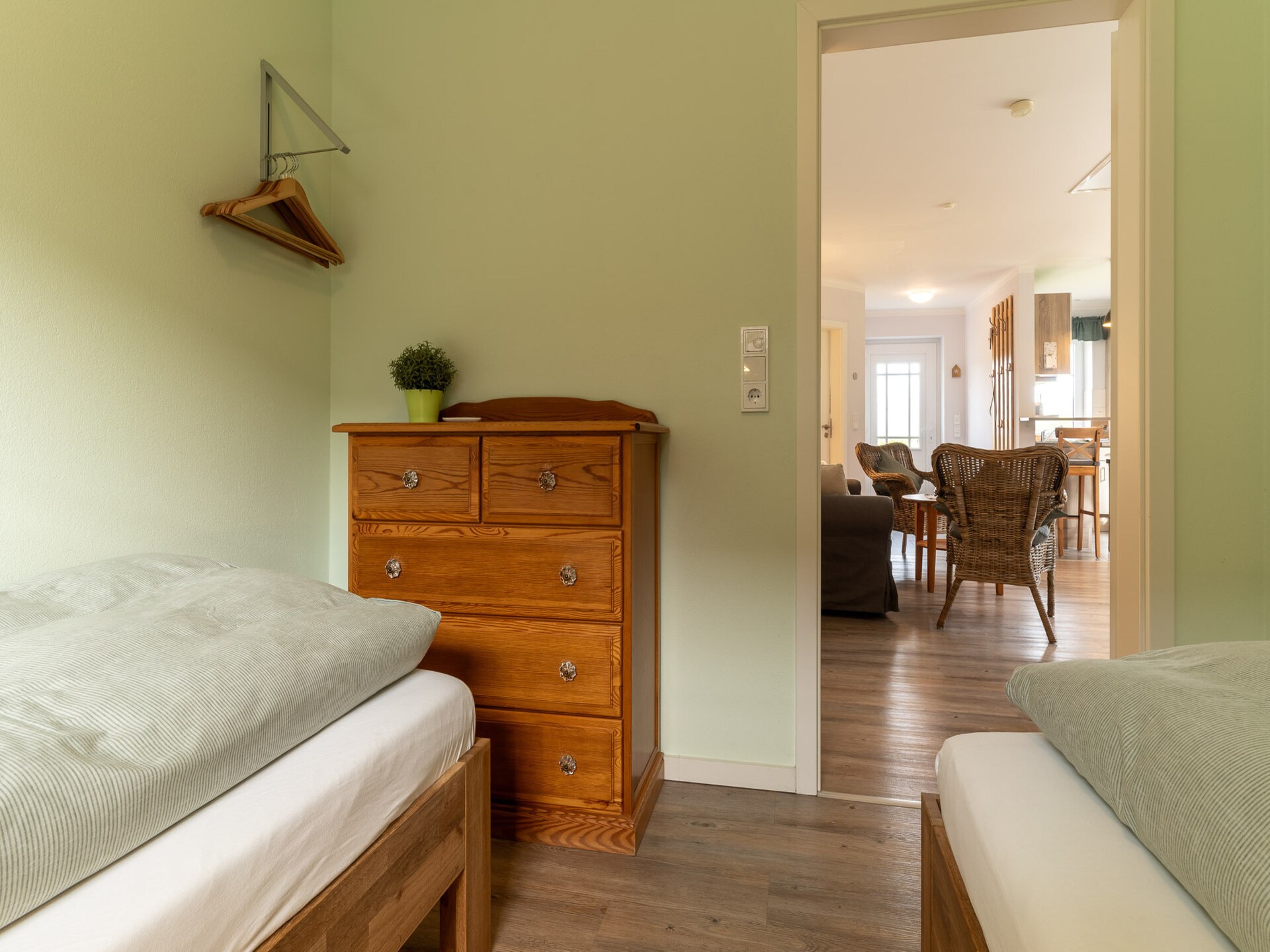 Licht appartement met eigen tuin in Garding - foto 16