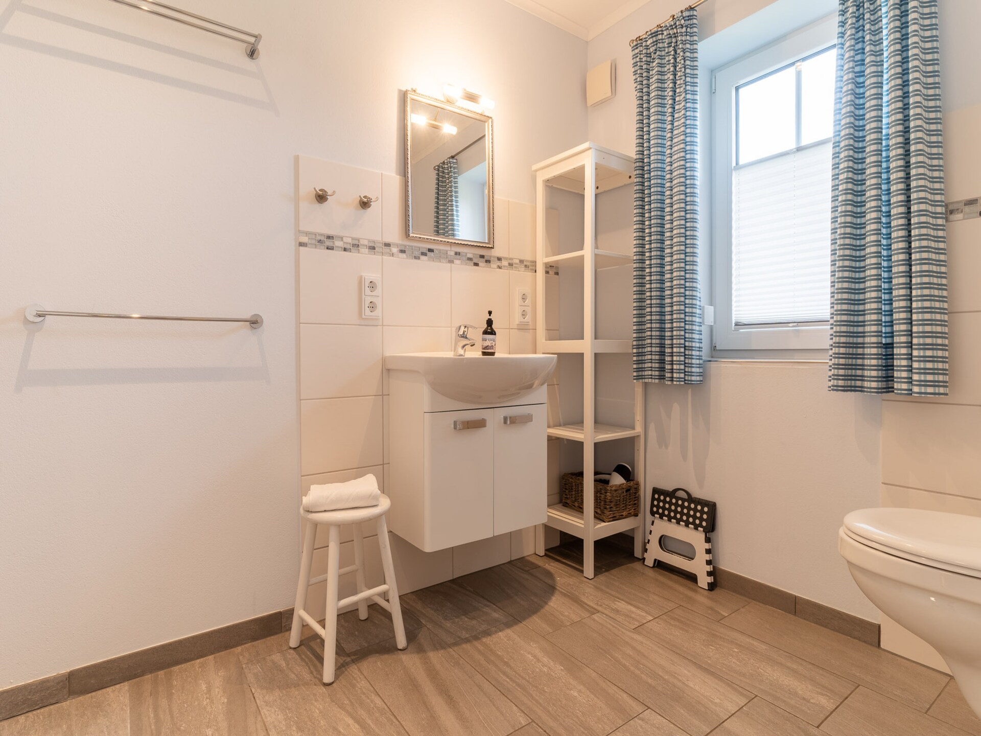Licht appartement met eigen tuin in Garding - foto 18