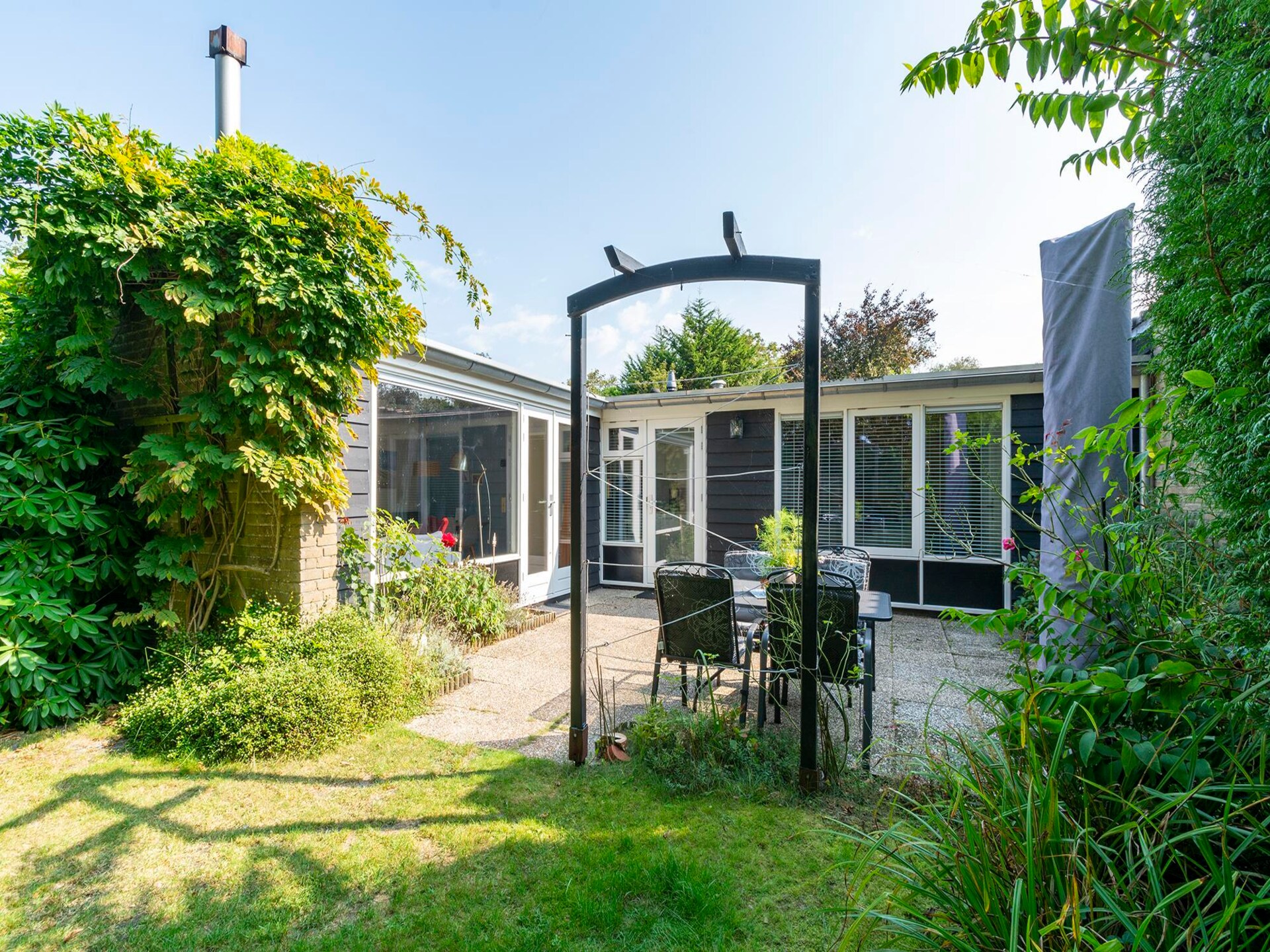 Gezellige vrijstaande bungalow in Sint Maartenszee, 4 km van het strand - foto 27