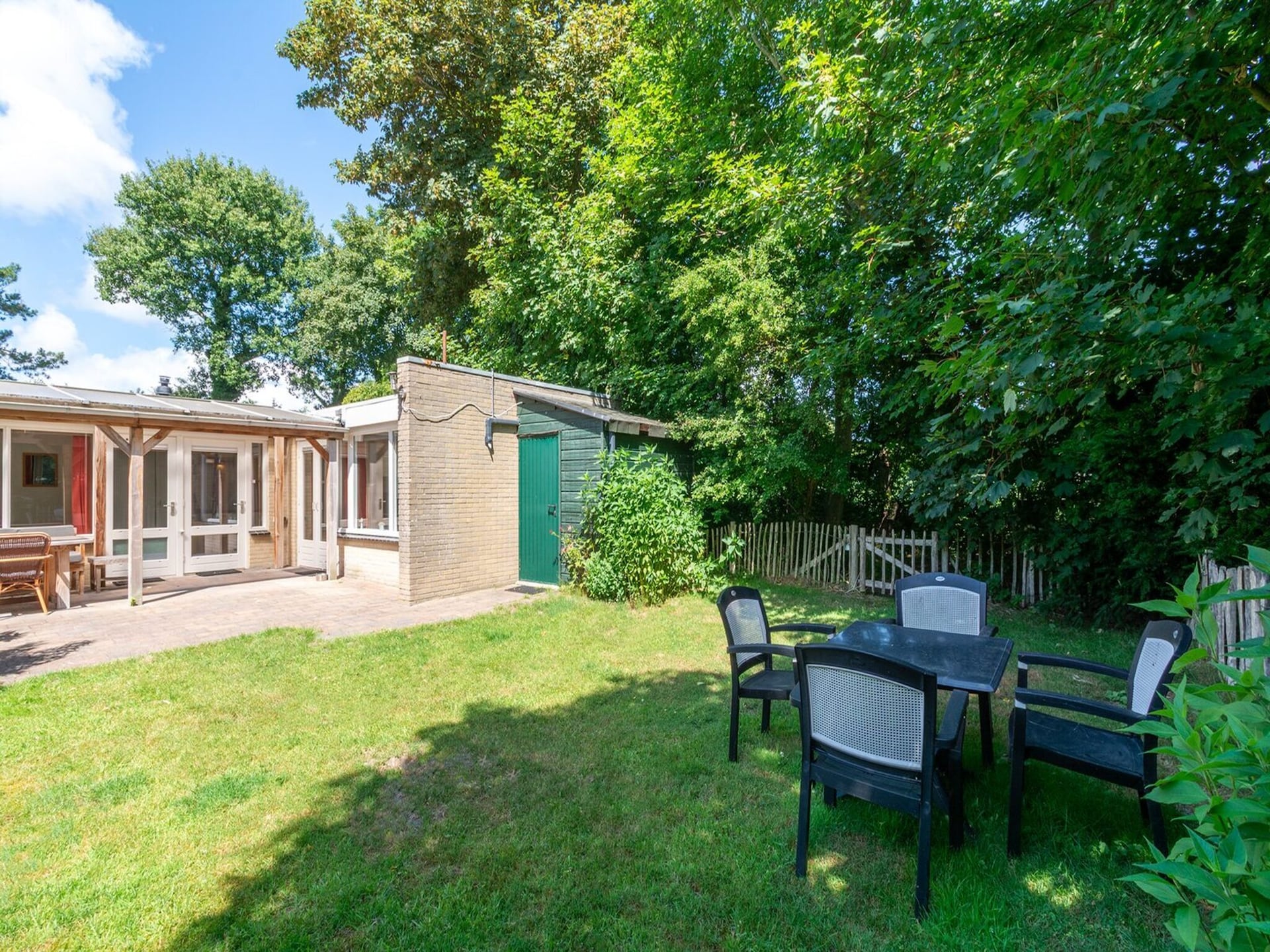 Duurzame vrijstaande bungalow met tuin, 4km van strand Sint Maartenszee - foto 7