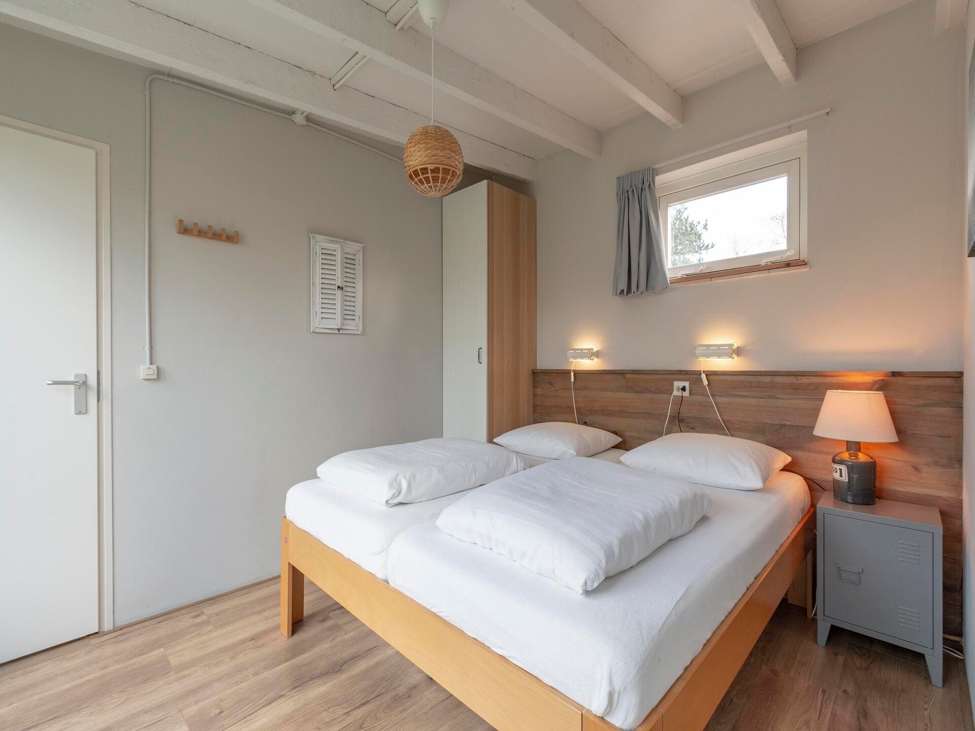 Vrijstaande kustbungalow met omheinde tuin in Sint Maartenszee - foto 5