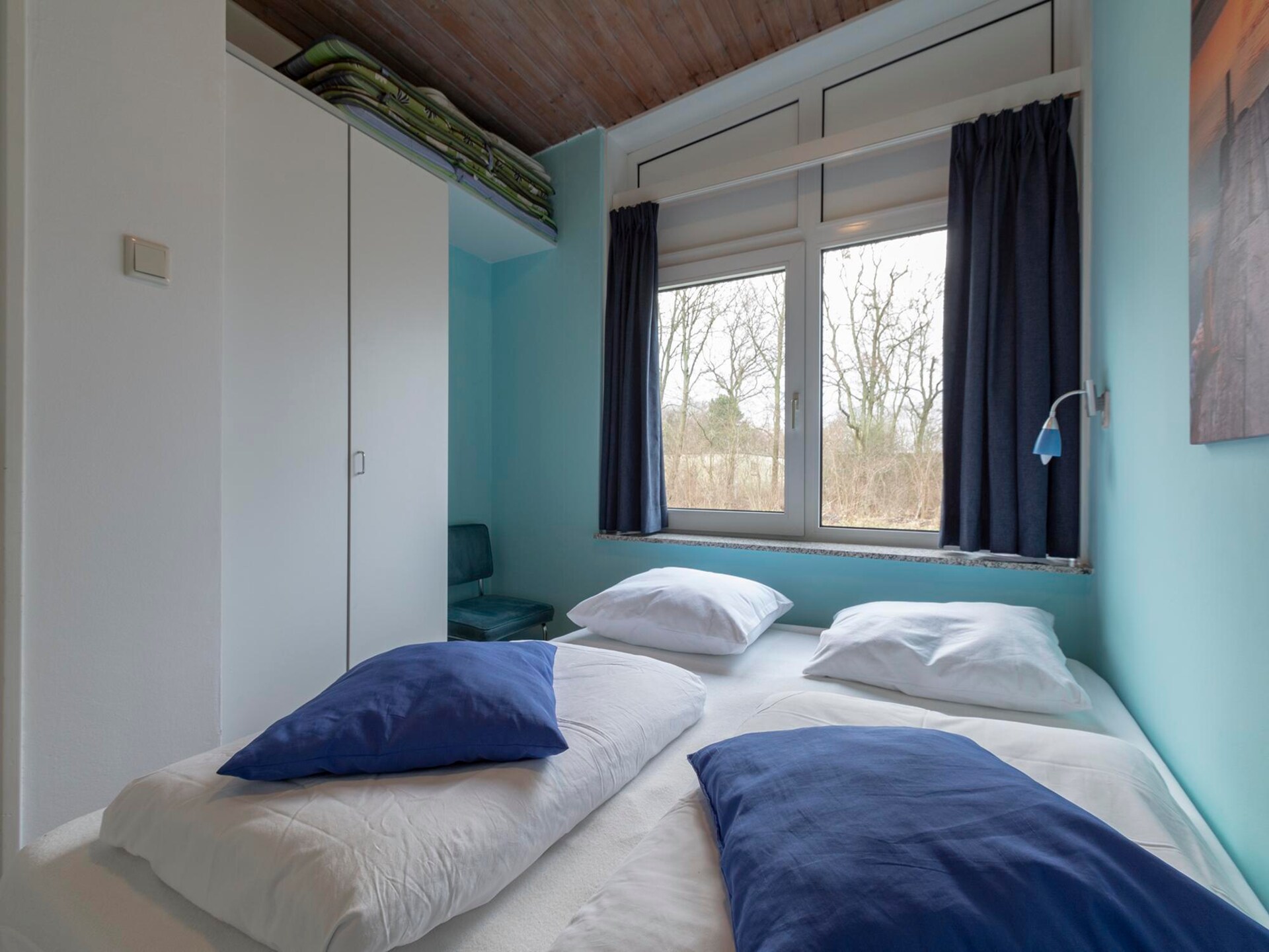Knusse strandbungalow met omheinde tuin nabij Sint Maartenszee - foto 14