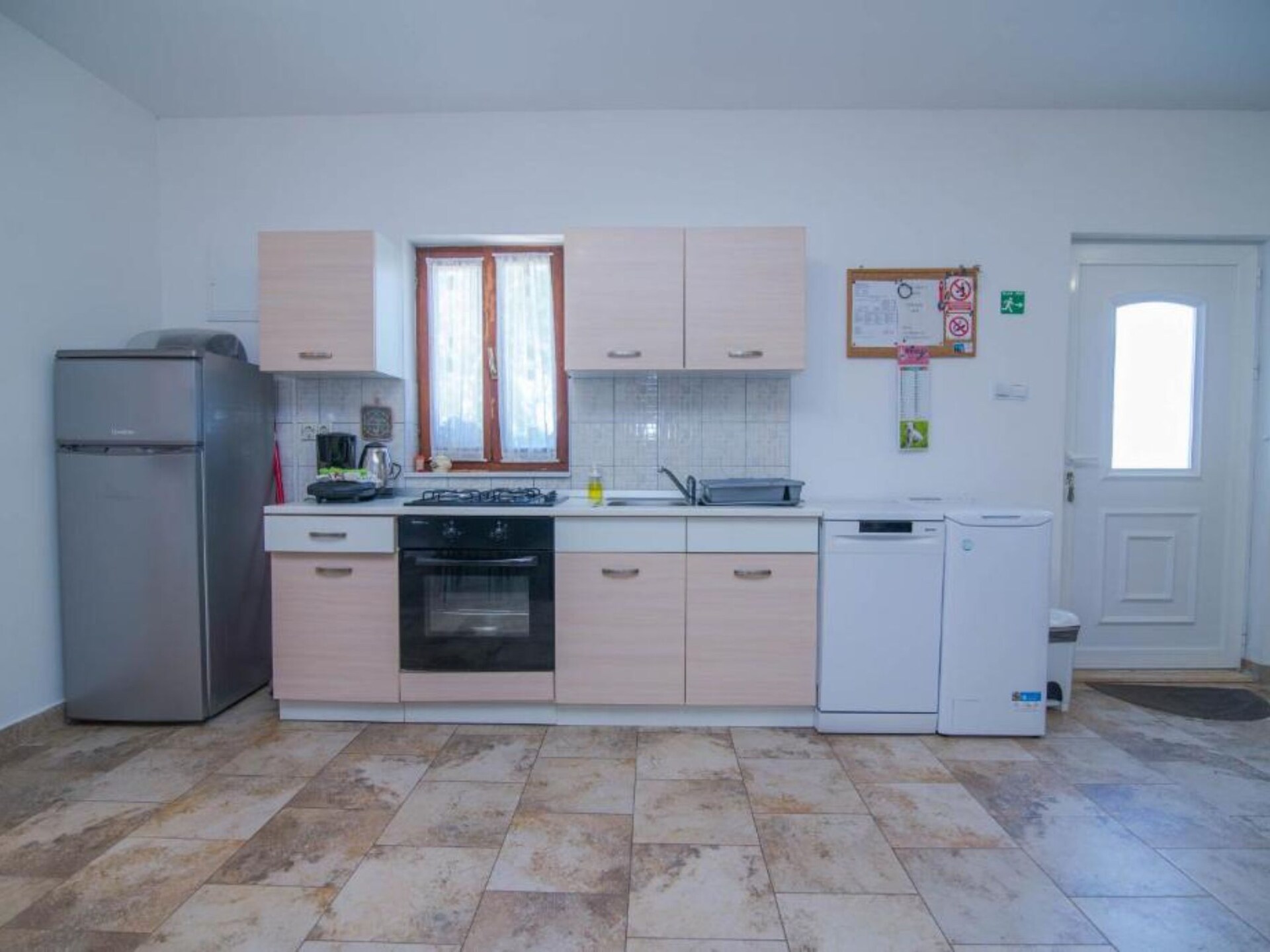 Hilltop Oasis in Veli Lošinj: Appartement met 2 Slaapkamers vlakbij Zee - foto 4