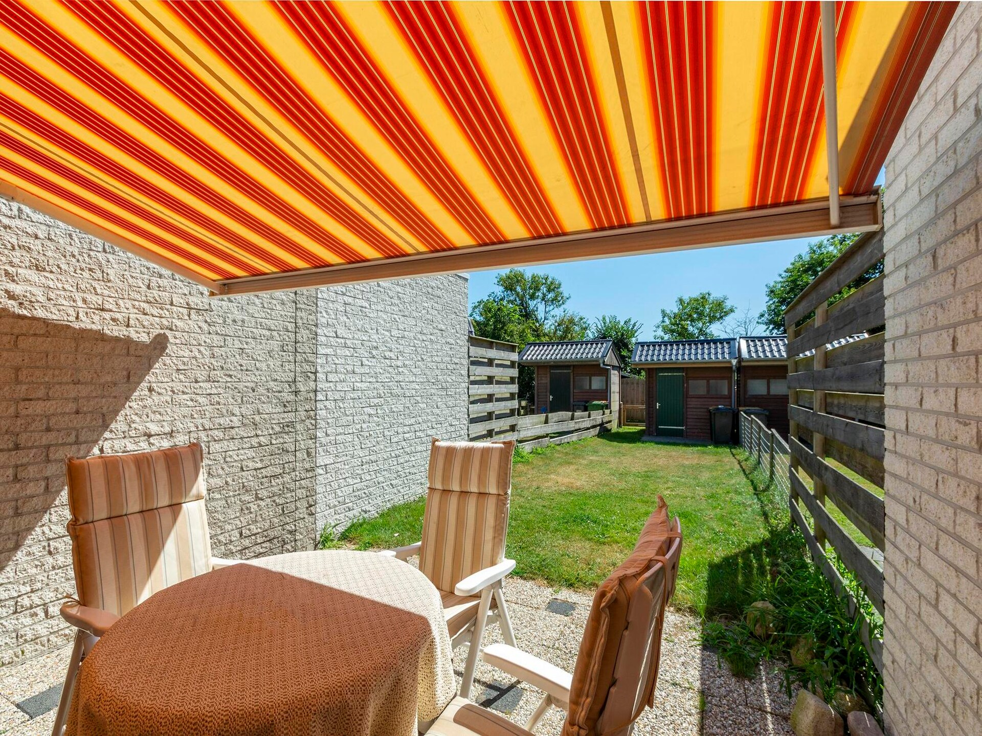 Vrijstaand vakantiehuis in Callantsoog, 900m van strand met omheinde tuin - foto 4