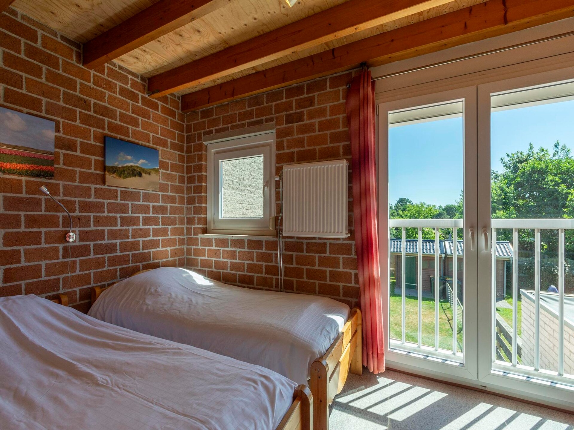 Vrijstaand vakantiehuis in Callantsoog, 900m van strand met omheinde tuin - foto 3