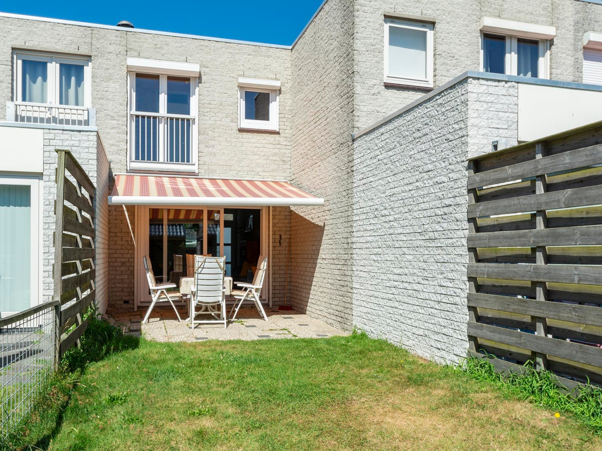 Vrijstaand vakantiehuis in Callantsoog, 900m van strand met omheinde tuin - foto 8