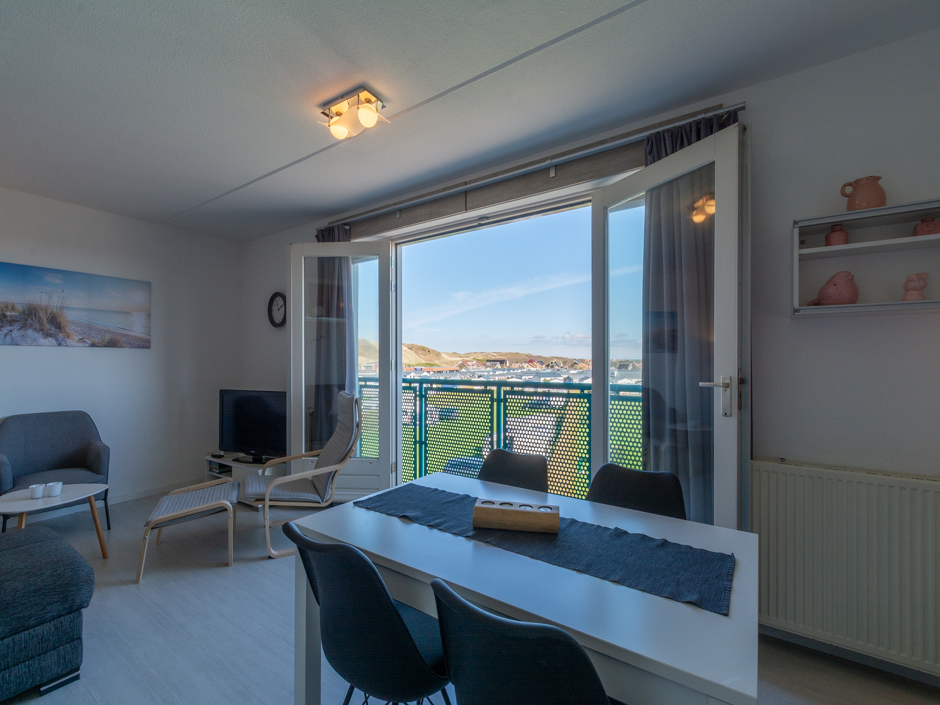 Modern appartement met Frans balkon op strandcomplex in Julianadorp - foto 11