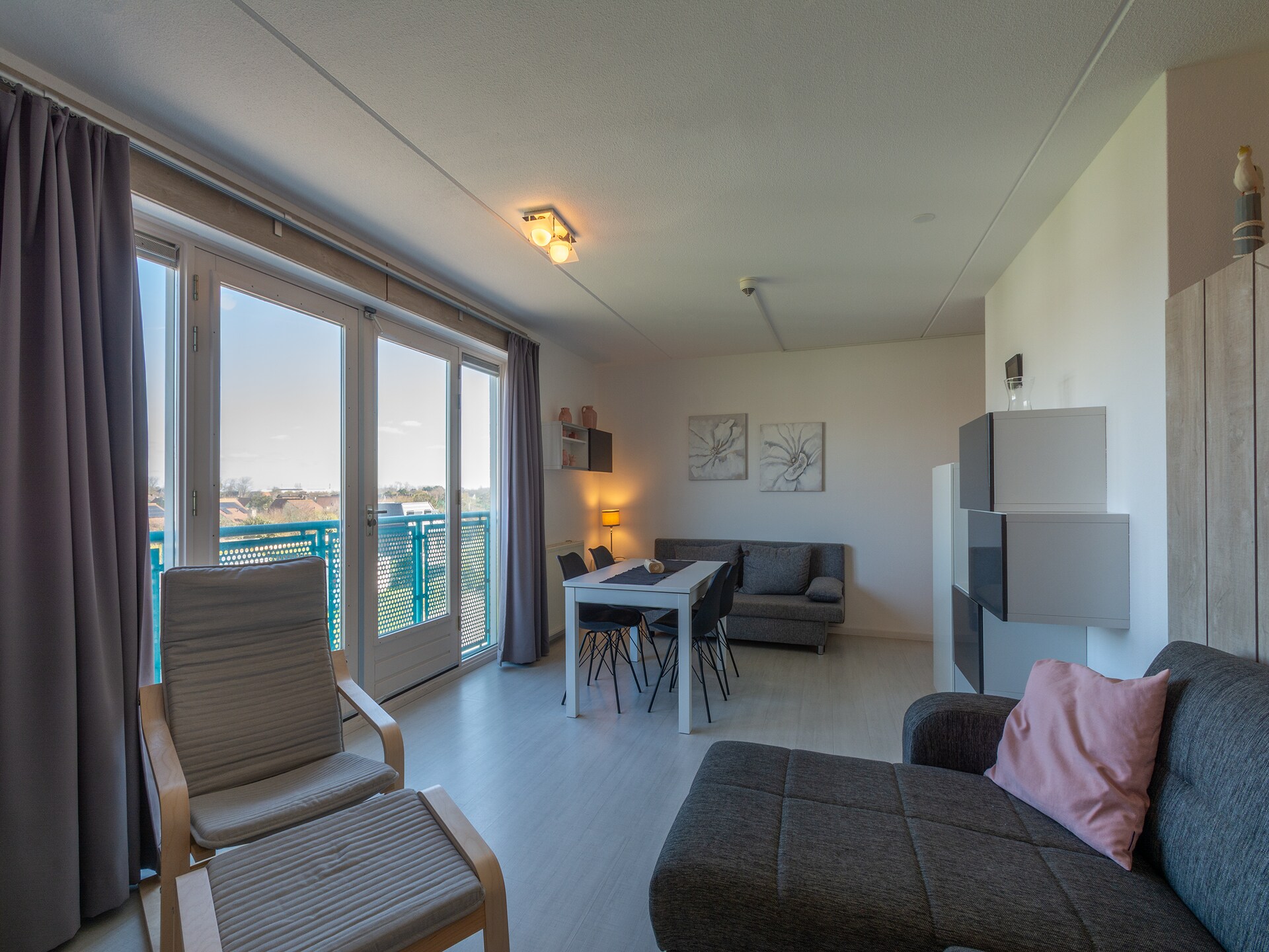 Modern appartement met Frans balkon op strandcomplex in Julianadorp - foto 10