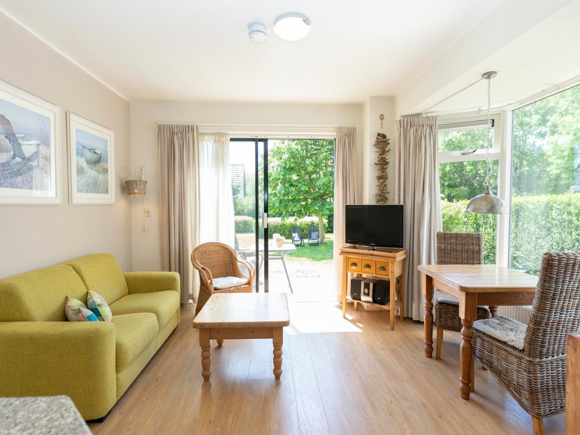 Strandhuys Alikruik: sfeervol appartement in hartje De Koog - foto 2