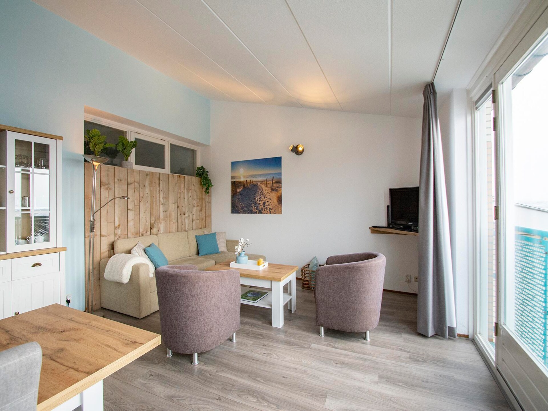 Modern appartement Strandslag 215 met duinzicht in Julianadorp aan Zee - foto 2