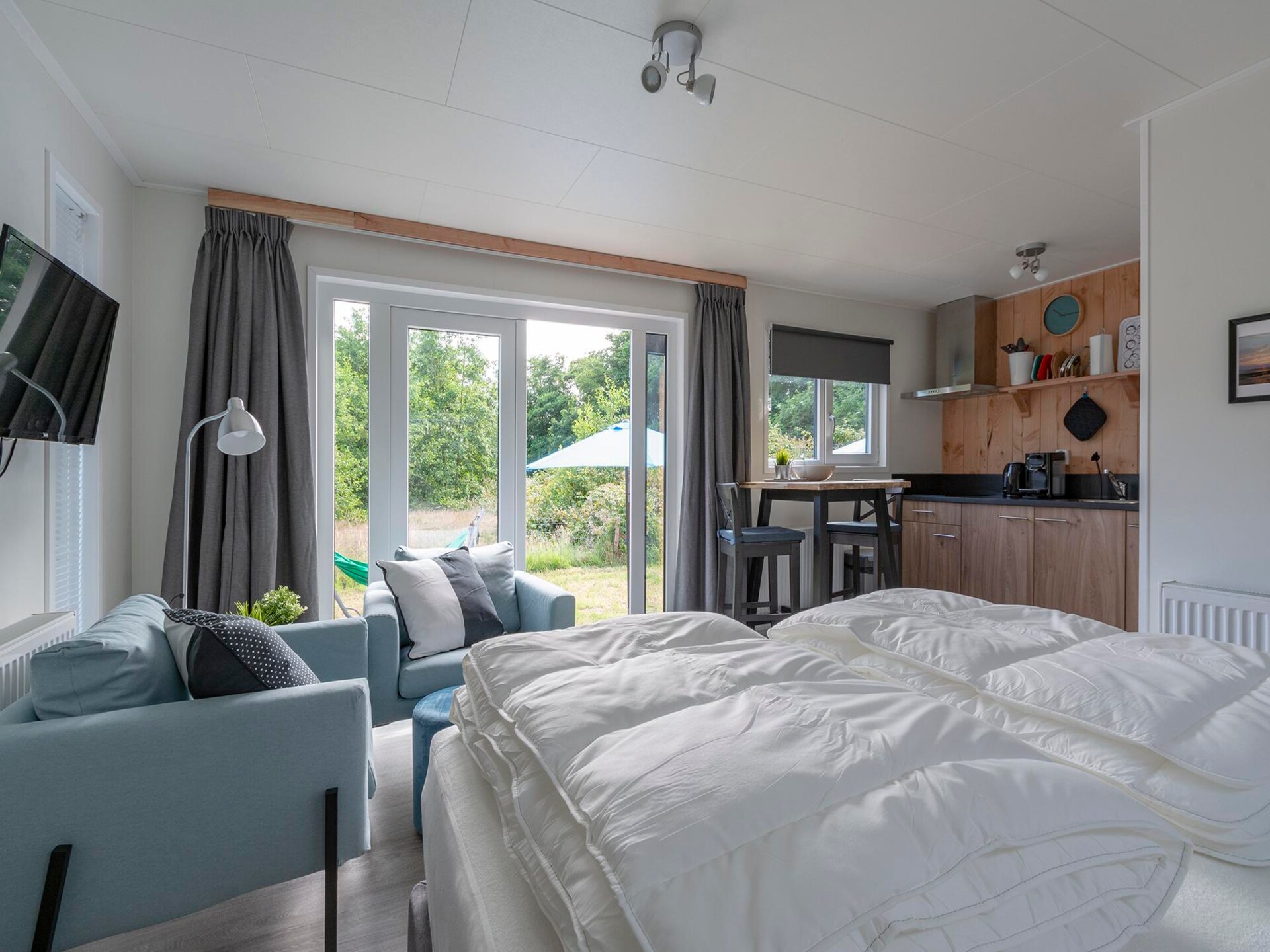 Beach Studio Texel: stijlvol stacaravan voor 2 in rustig park bij De Koog - foto 12