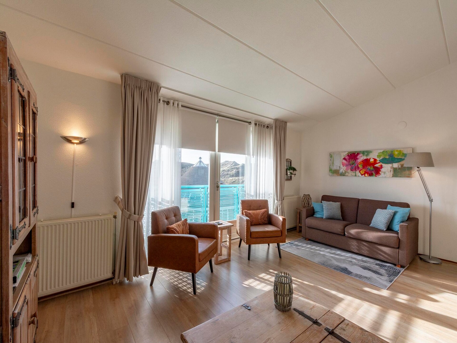 Strandslag 217: Licht appartement met Frans balkon in Julianadorp - foto 2