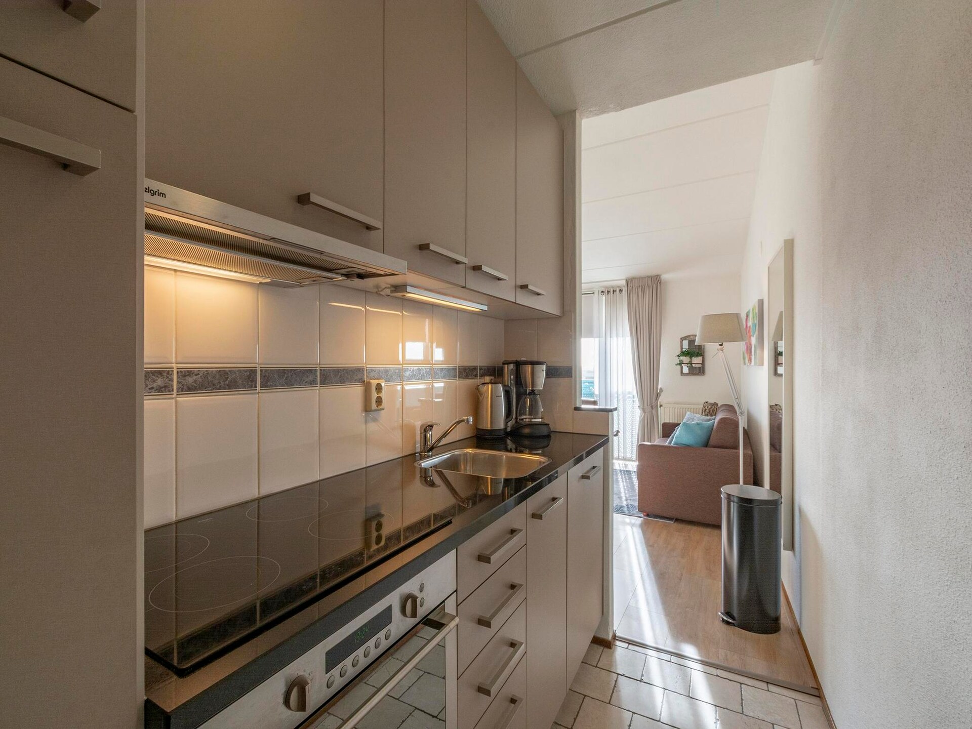 Strandslag 217: Licht appartement met Frans balkon in Julianadorp - foto 15