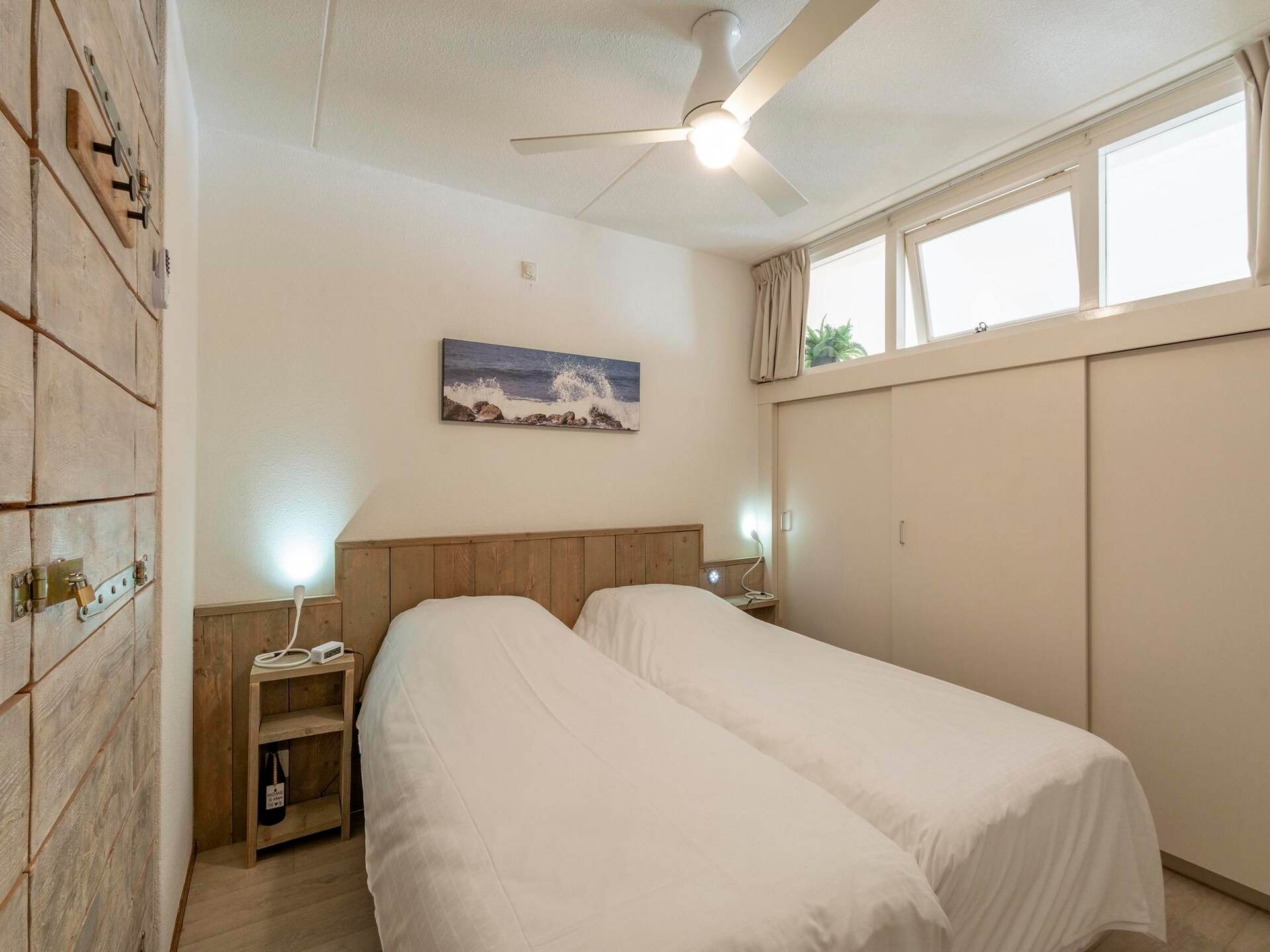 Strandslag 217: Licht appartement met Frans balkon in Julianadorp - foto 4