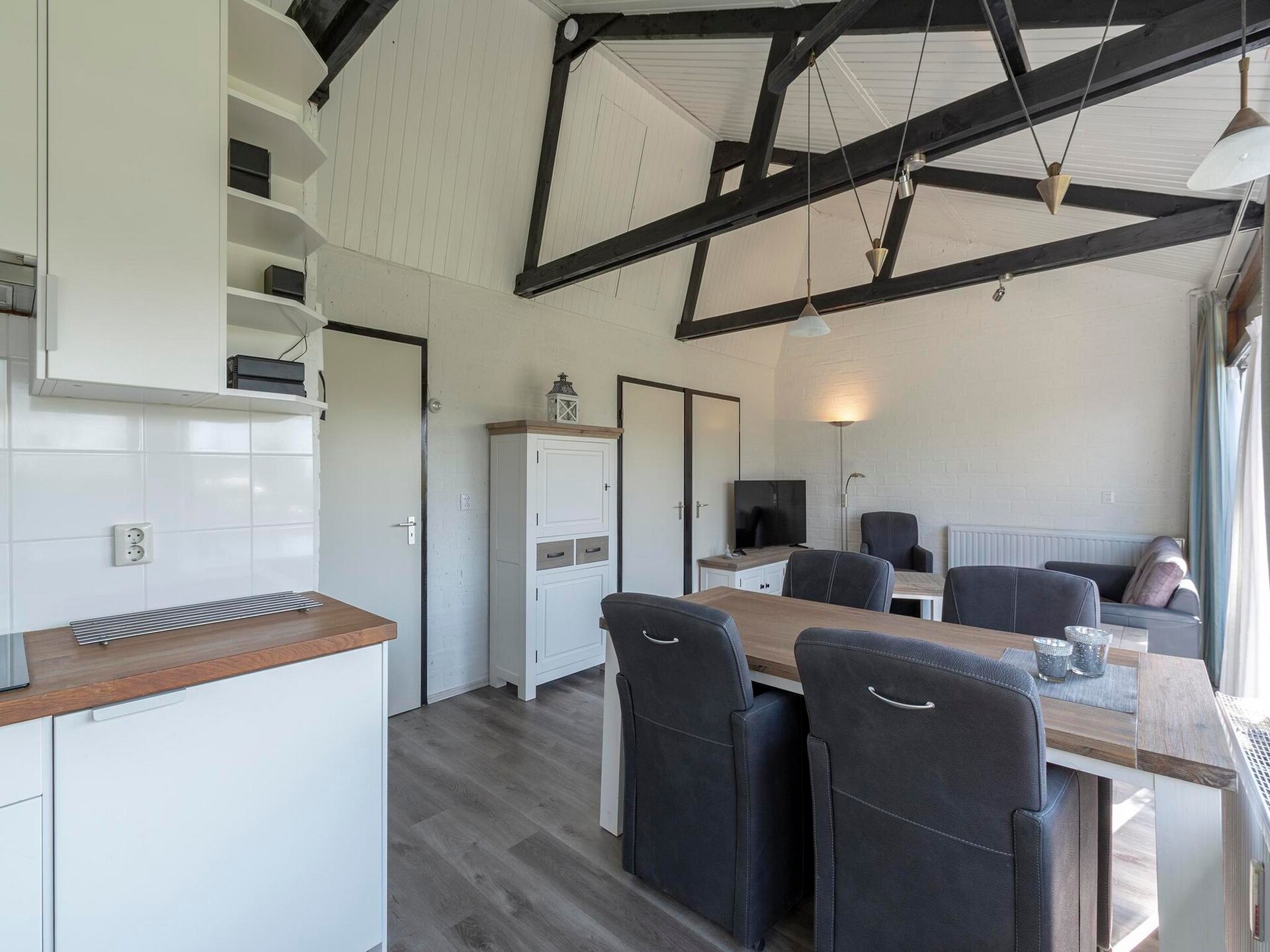 Vrijstaande bungalow op loopafstand van strand Sint Maartenszee - foto 9