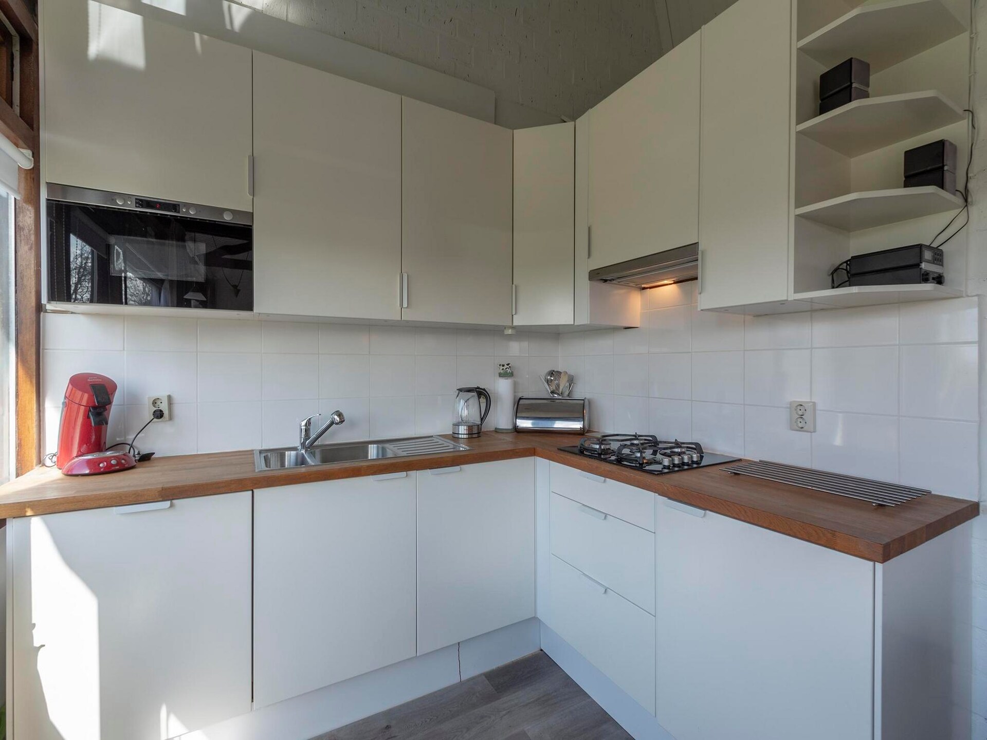Vrijstaande bungalow op loopafstand van strand Sint Maartenszee - foto 7