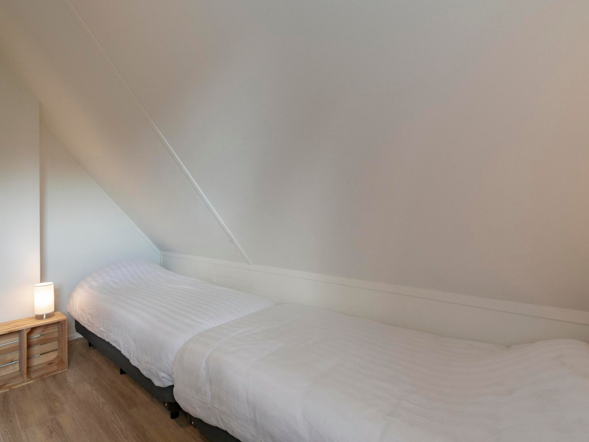 Luxe vrijstaande villa op 700m van het strand, Julianadorp aan Zee - foto 15