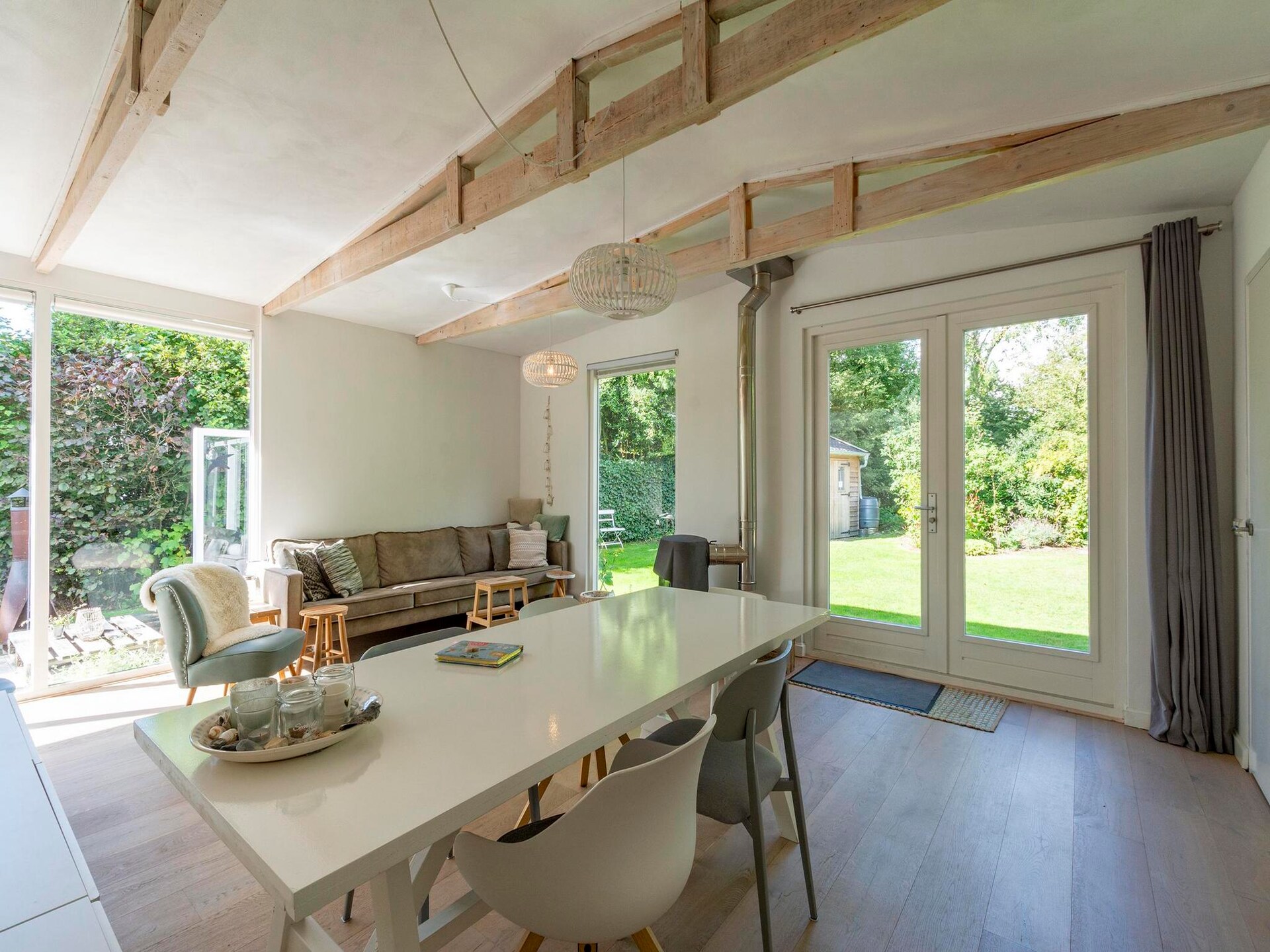 Eureka 109: Vrijstaande familiebungalow in hartje Sint Maartensvlotbrug - foto 4