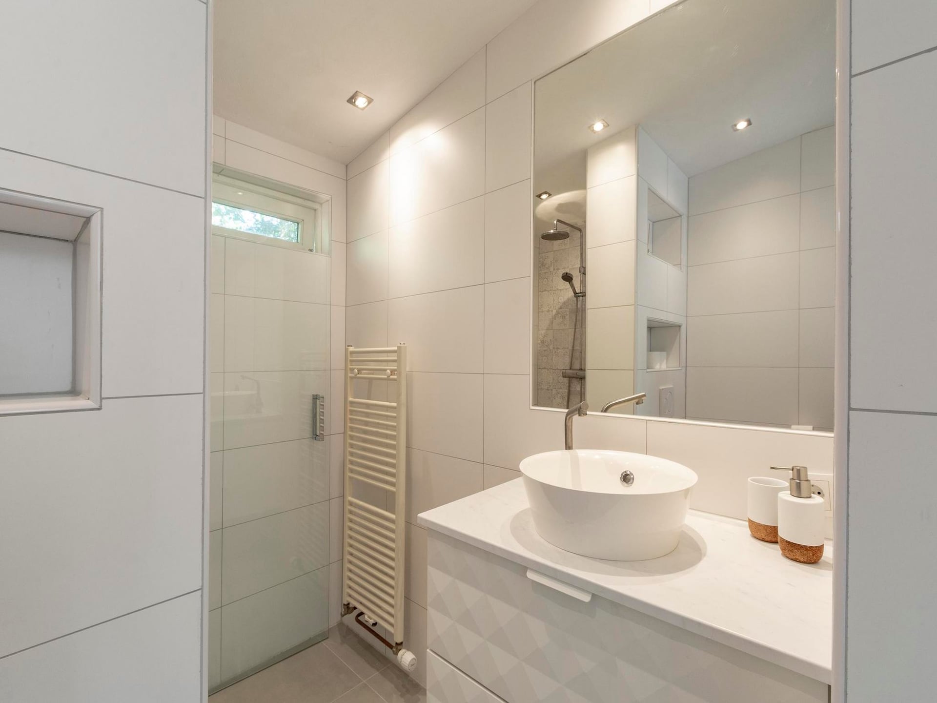 Eureka 109: Vrijstaande familiebungalow in hartje Sint Maartensvlotbrug - foto 17