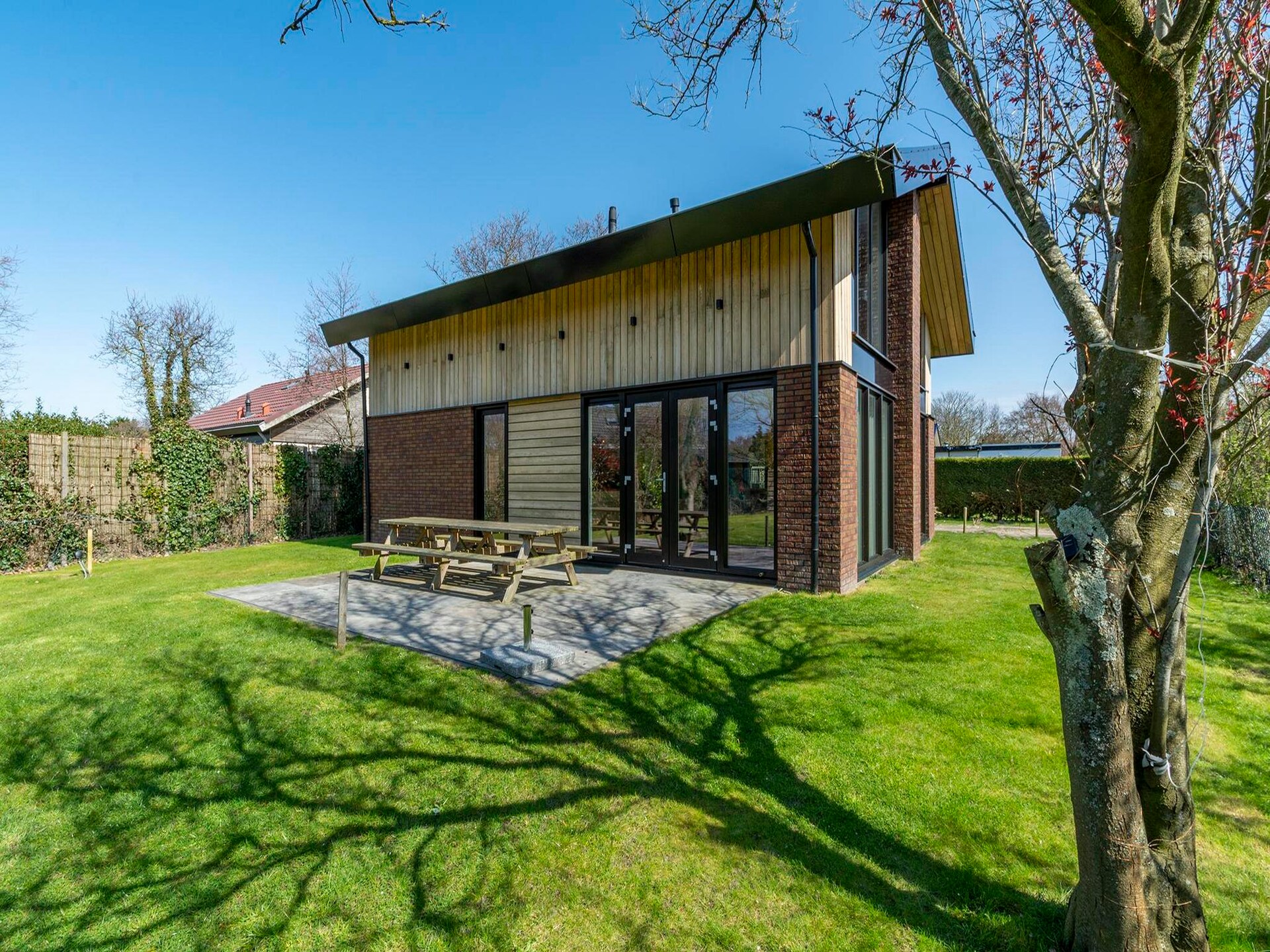 Luxe Villa Keizerskroon: modern comfort op 1,2 km van het Noordzeestrand - foto 36
