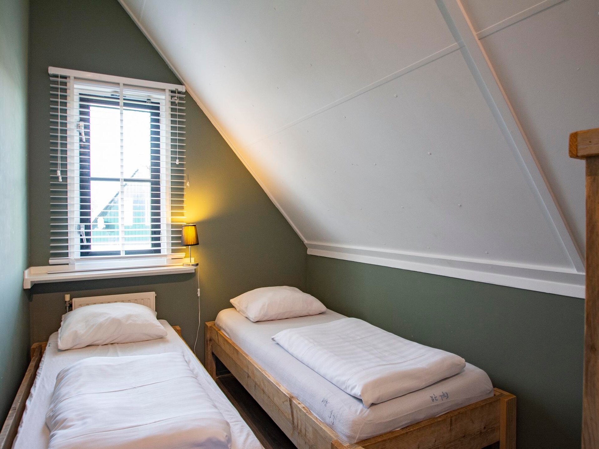 Luxe wellnessvilla met uitzicht op water, 900m van strand Callantsoog - foto 15