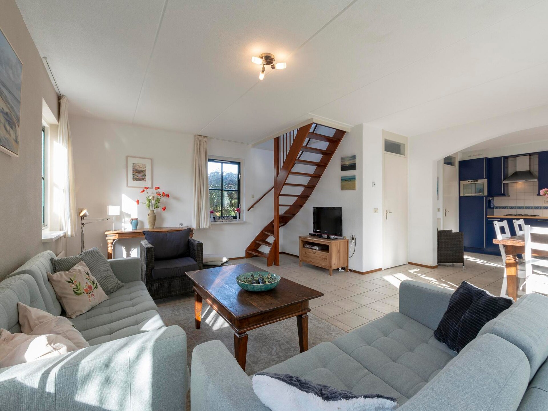 Lichte villa met omheinde tuin op 900m van het strand in Callantsoog - foto 9