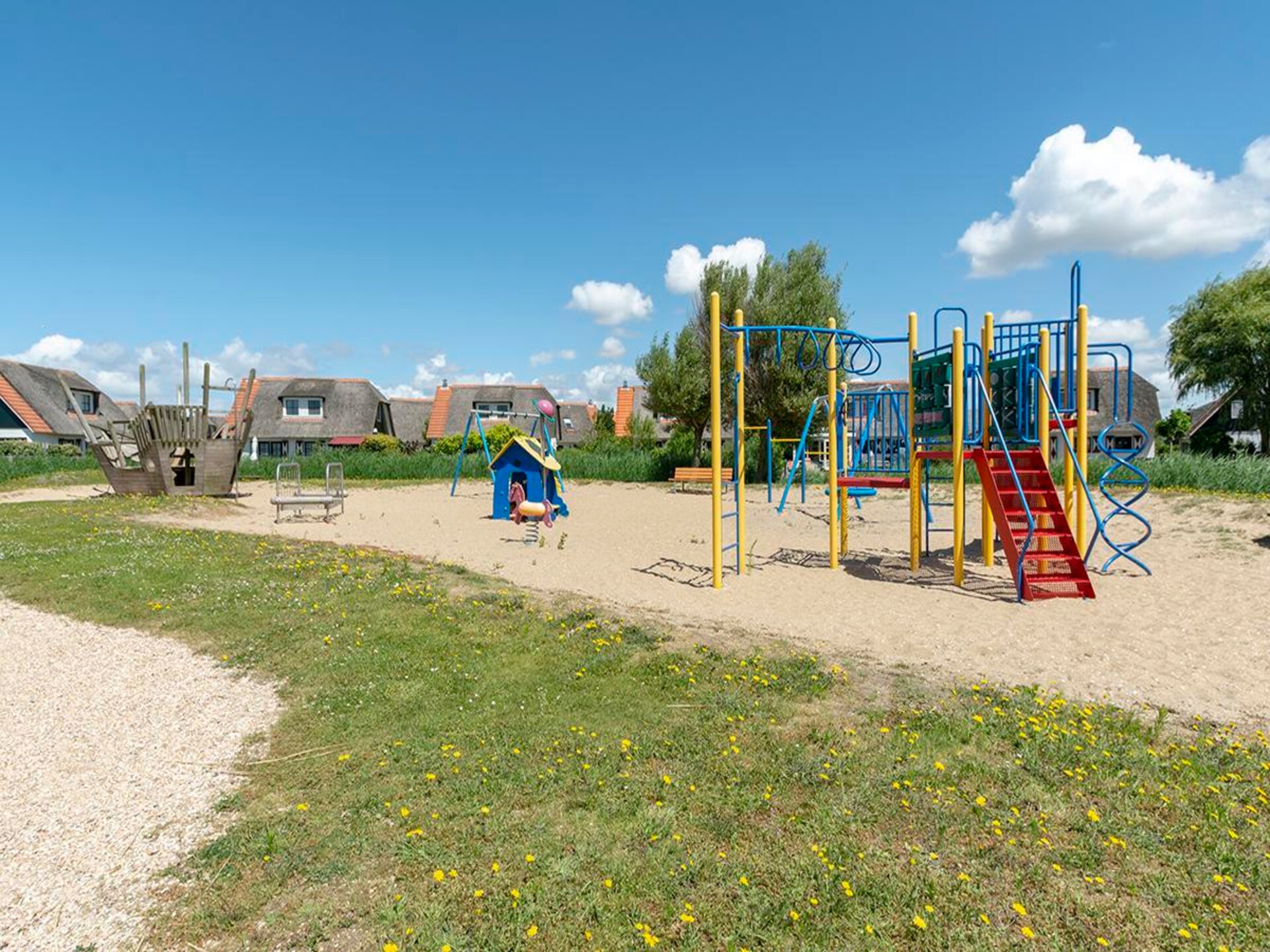Lichte villa met omheinde tuin op 900m van het strand in Callantsoog - foto 21