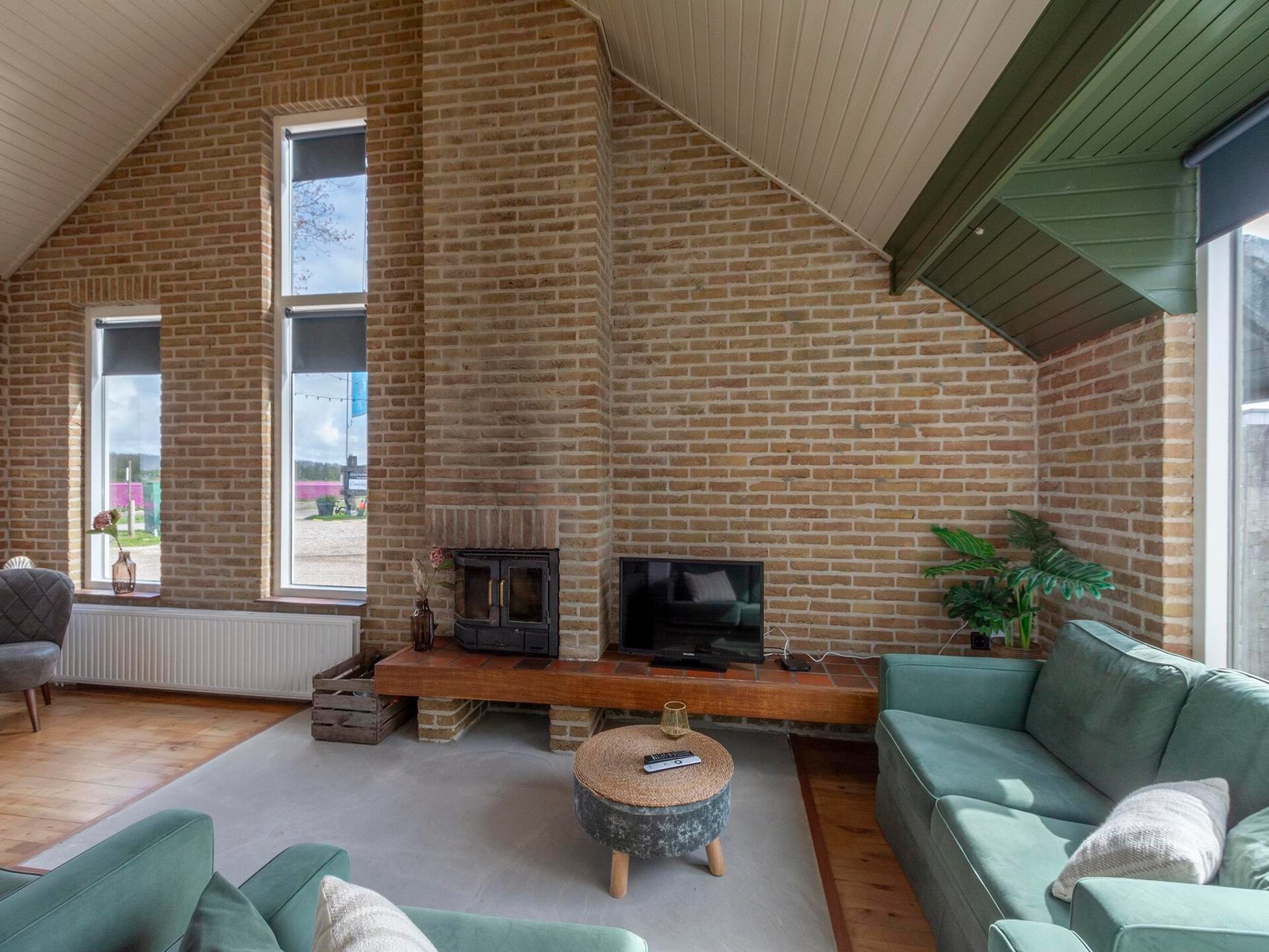 Villa Zuidwester: Ruime familievilla met haard bij strand Callantsoog - foto 12